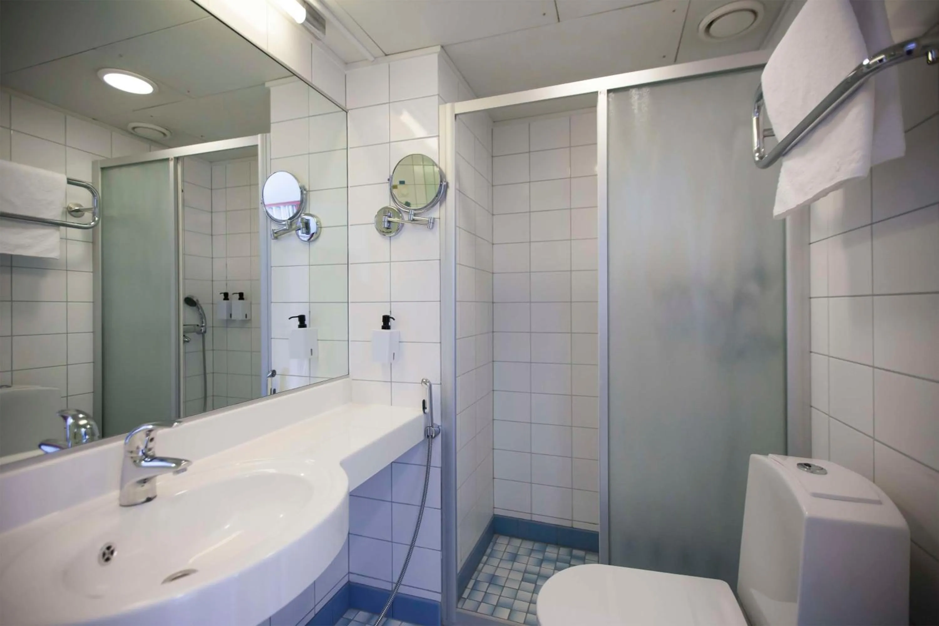 Bedroom in Scandic Patria