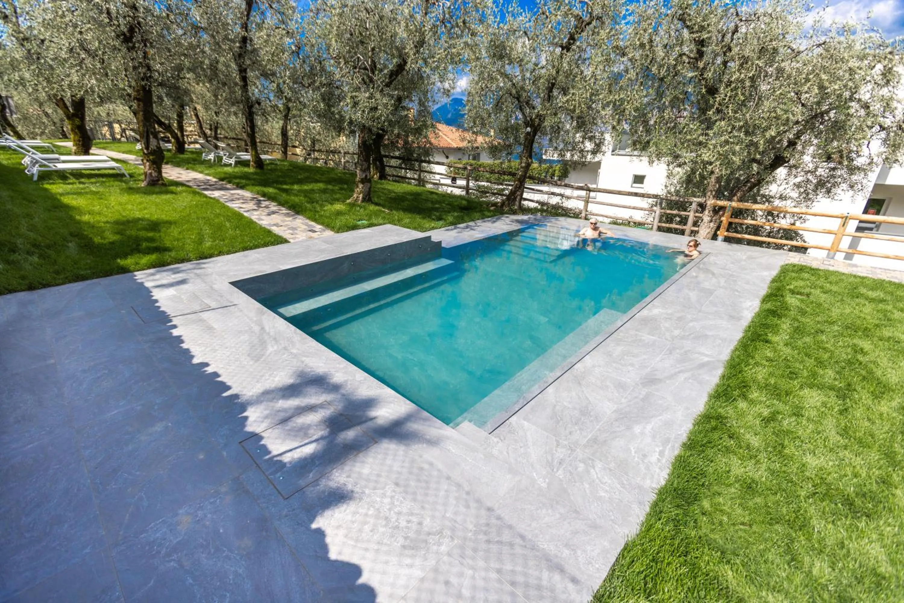 Hot Tub in Wellness Hotel Casa Barca (Adult Only)