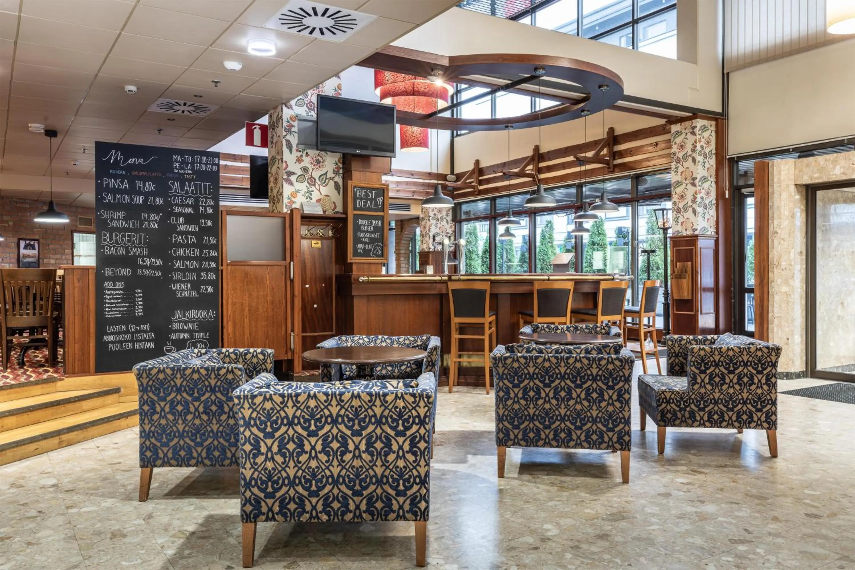 Lounge or bar in Scandic Mikkeli