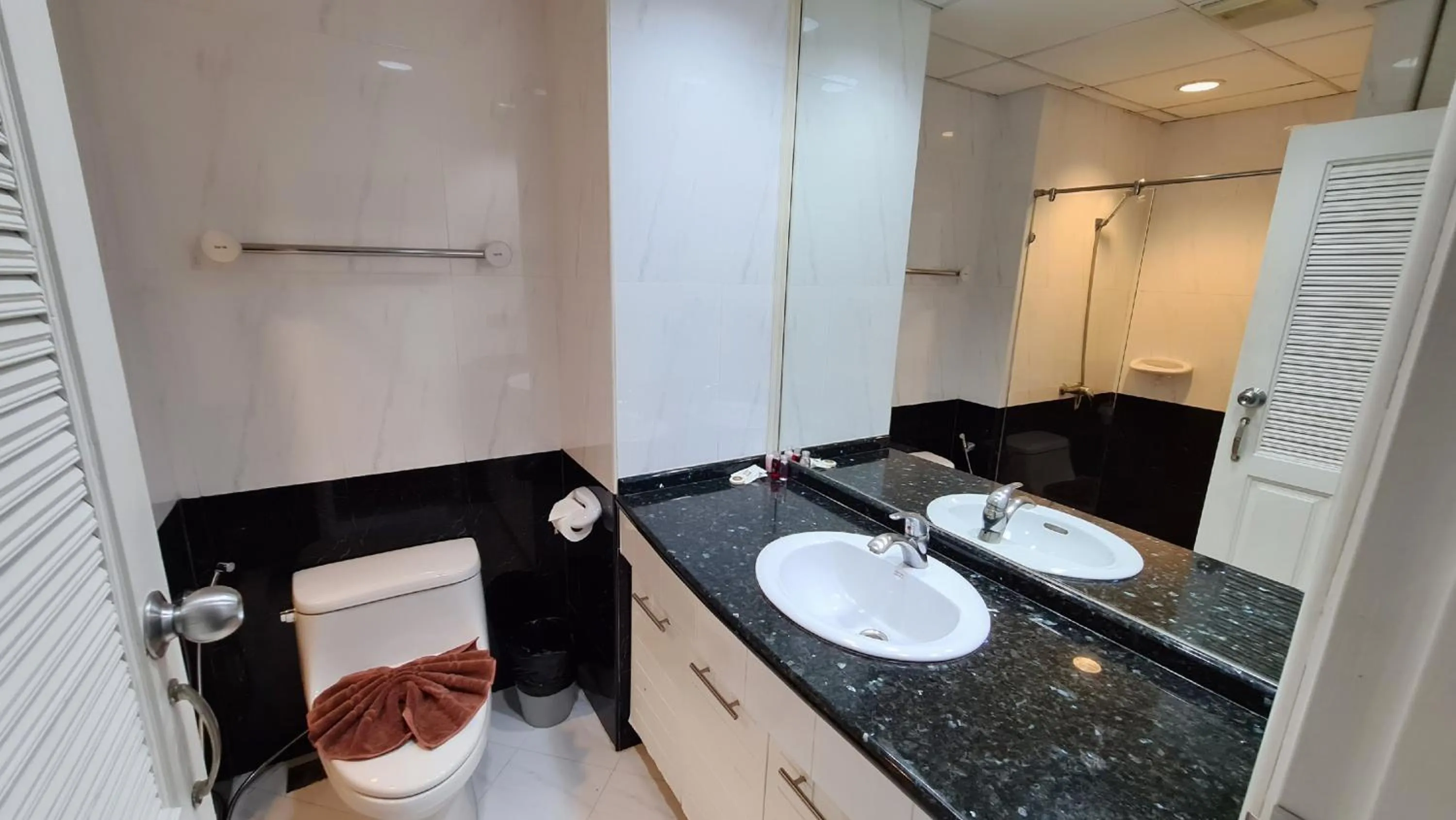 Bathroom in View Talay 6 Pattaya Beach by CANDO