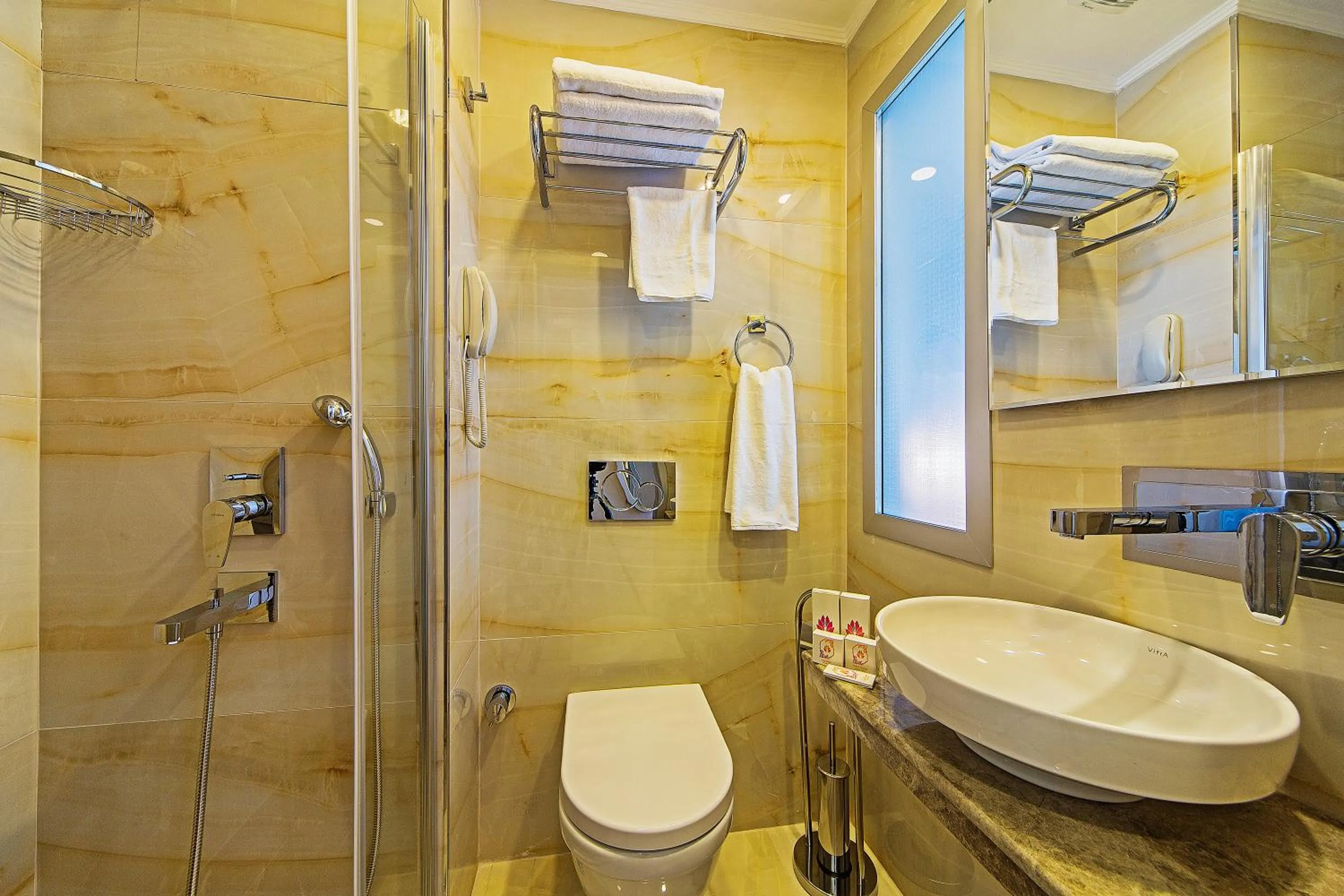 Bathroom in Grand Naki Hotel