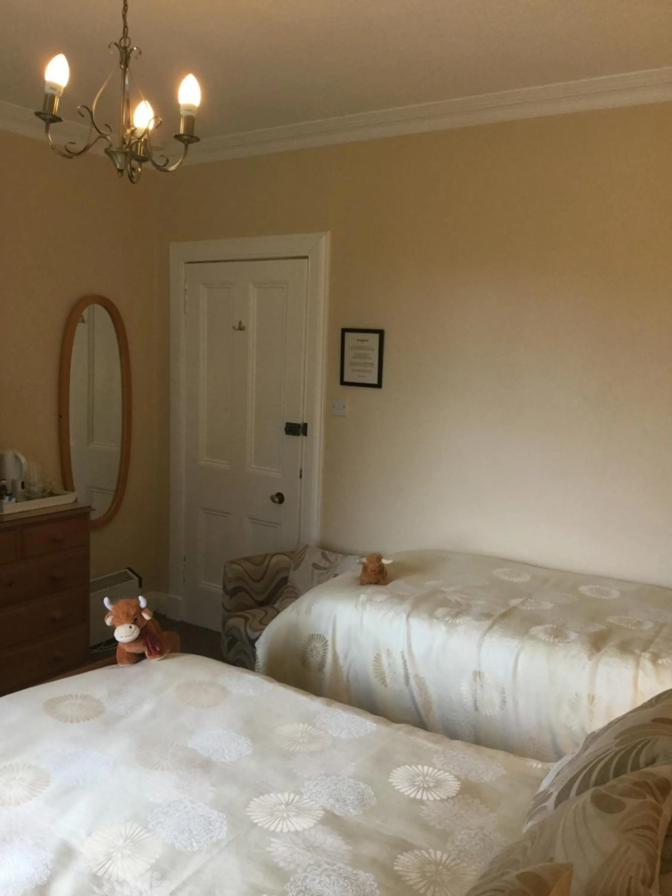 Bed in Inverlochy Villas (Adults Only)