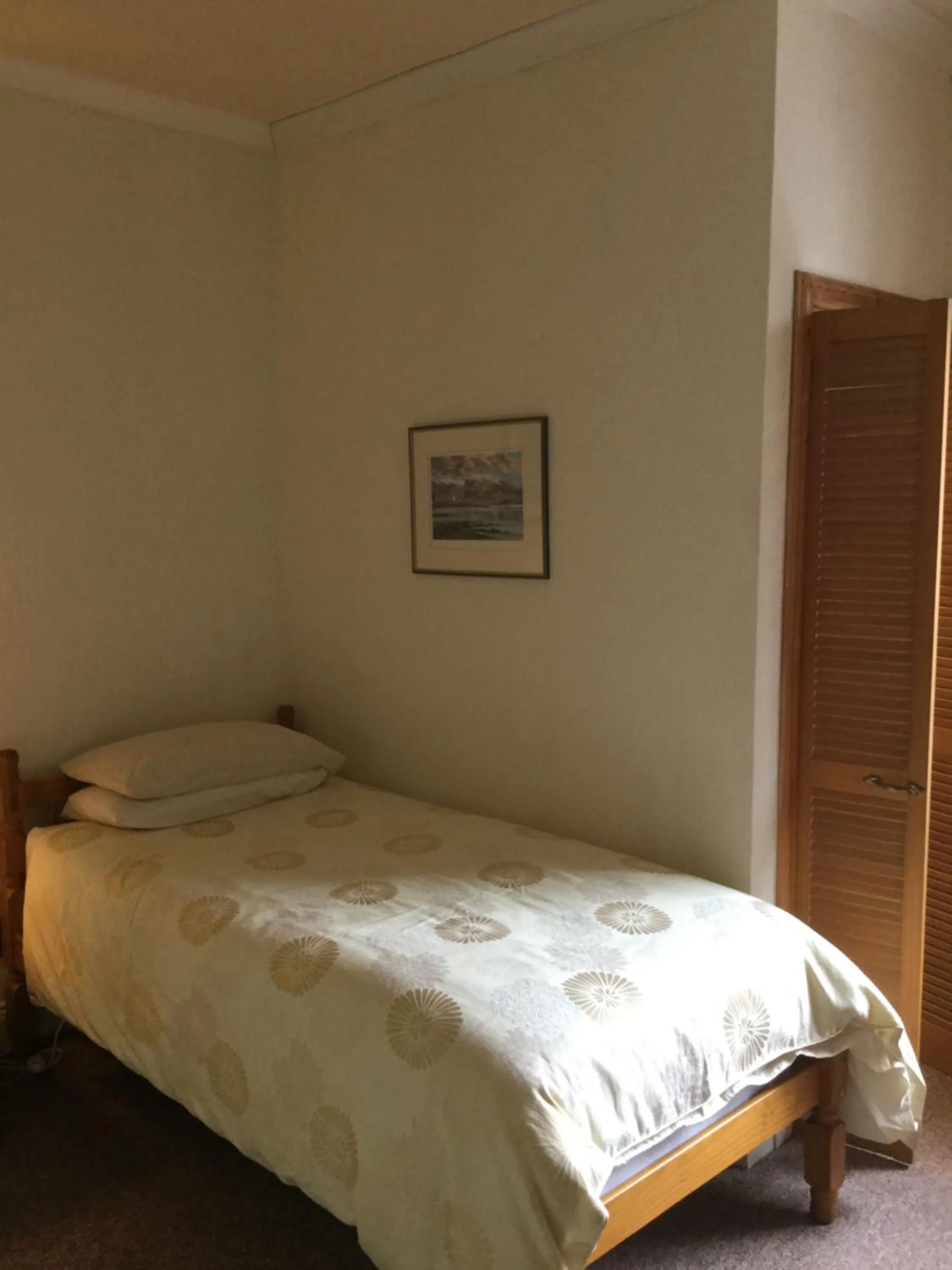 Bed in Inverlochy Villas (Adults Only)