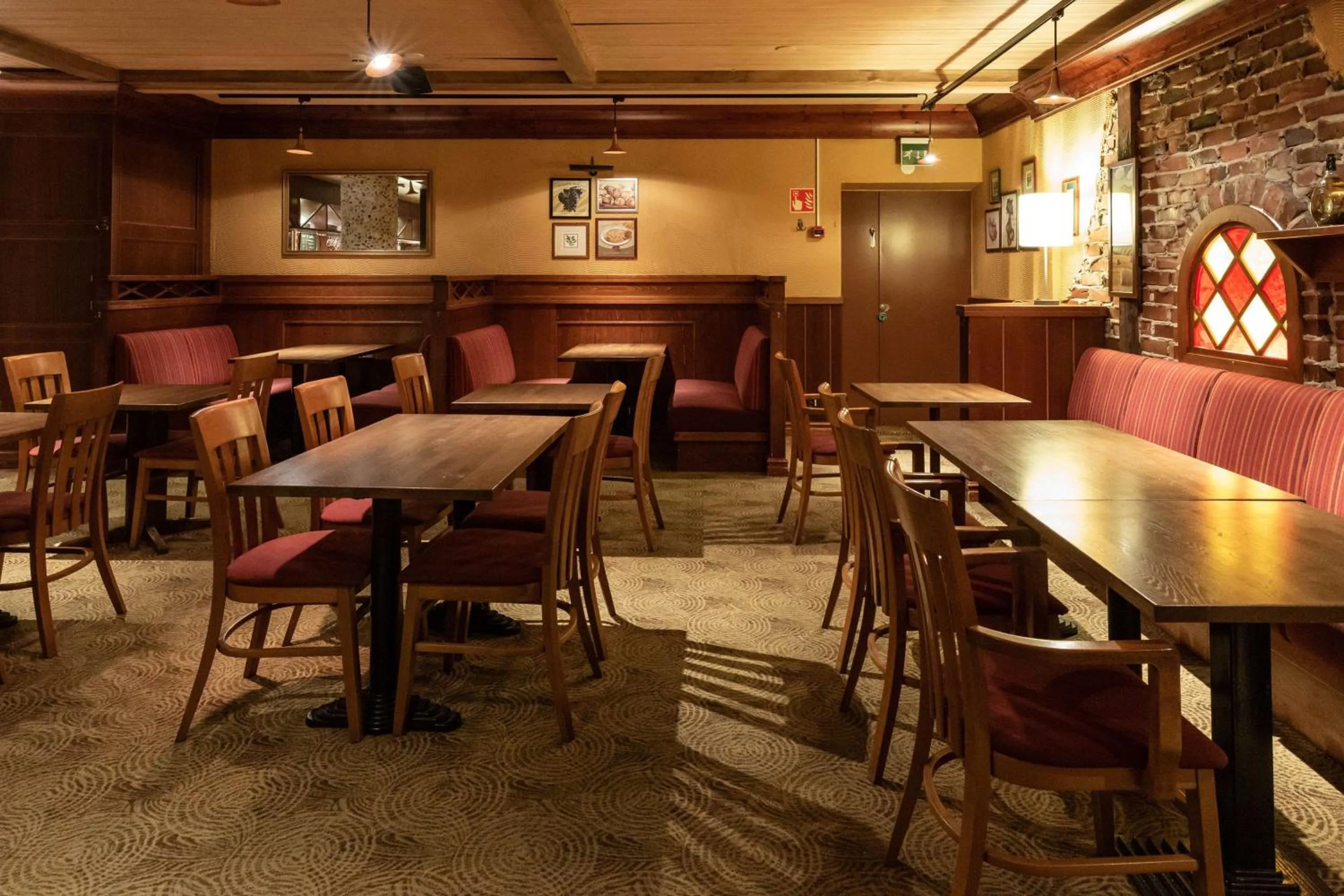 Restaurant/places to eat in Scandic Joensuu