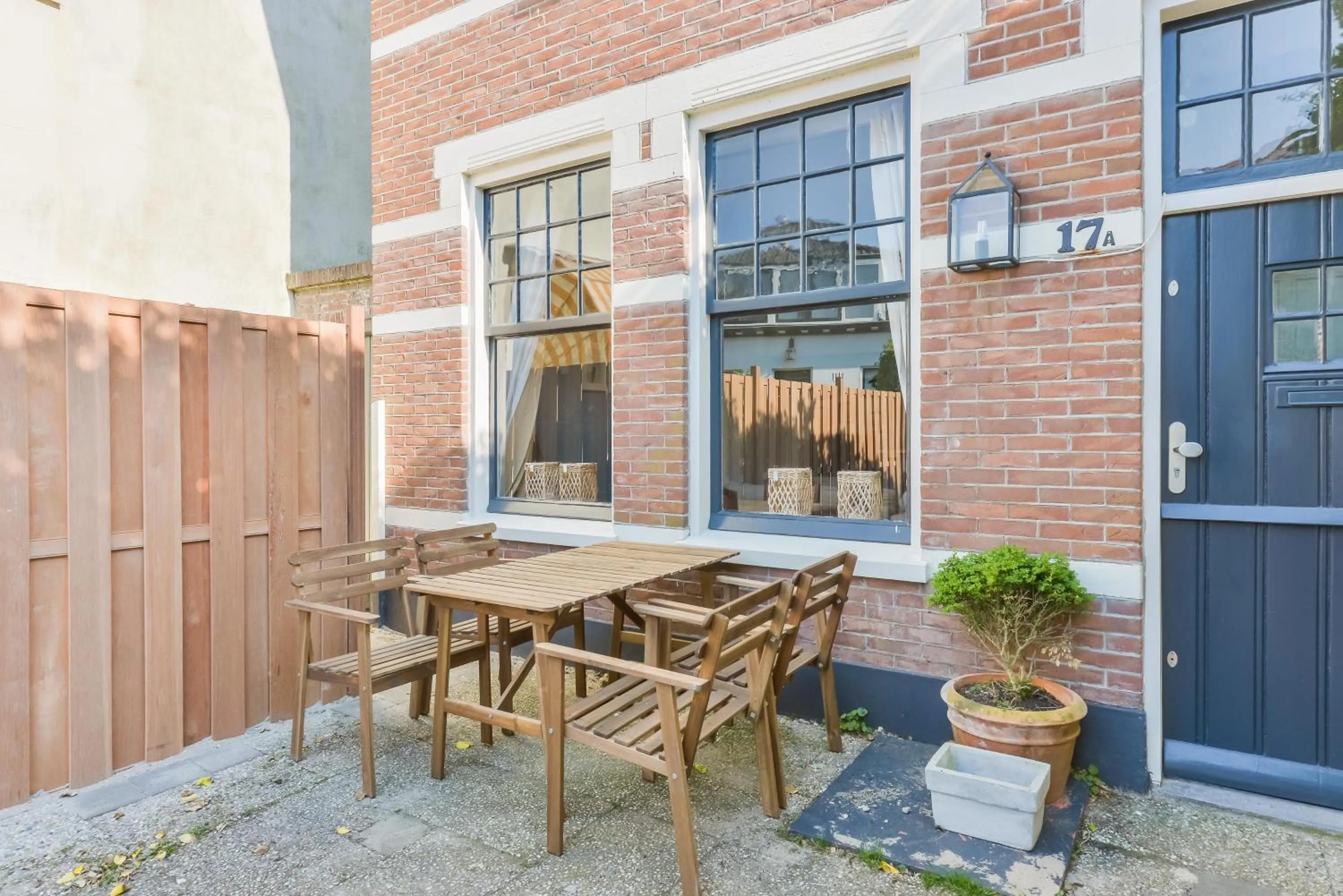 Property building in Cute Beach House Zandvoort
