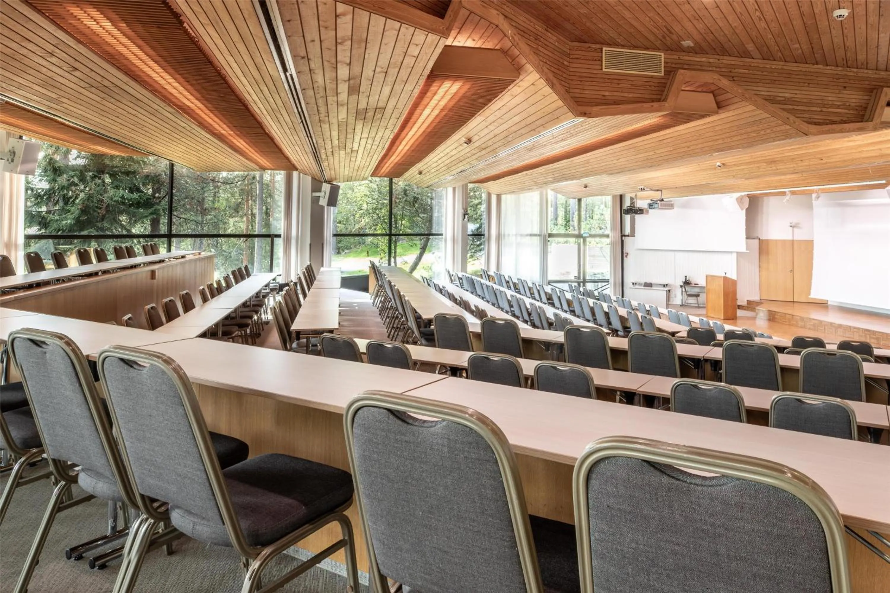 Meeting/conference room in Scandic Laajavuori