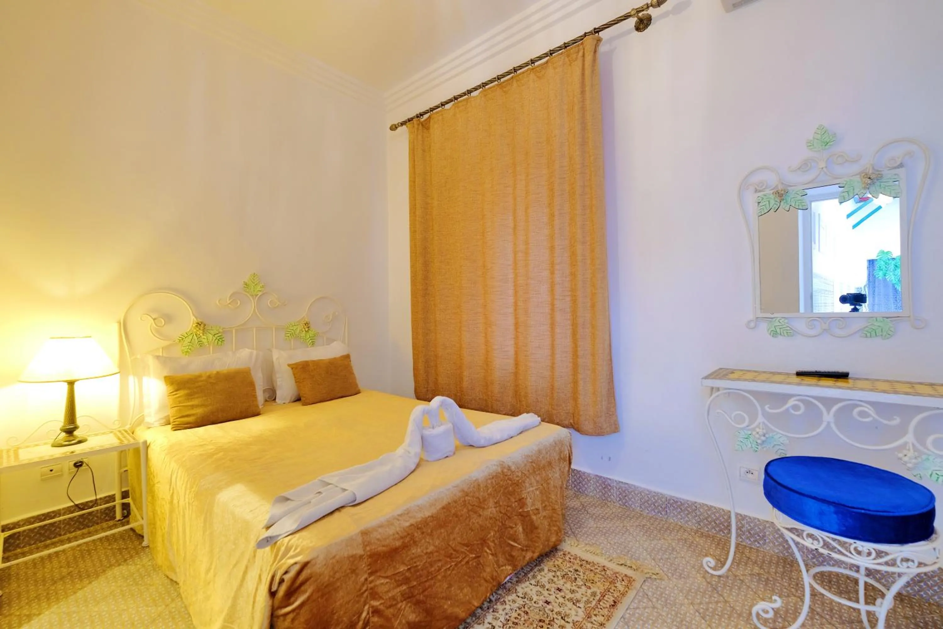 Bed in Riad Hôtel Essaouira