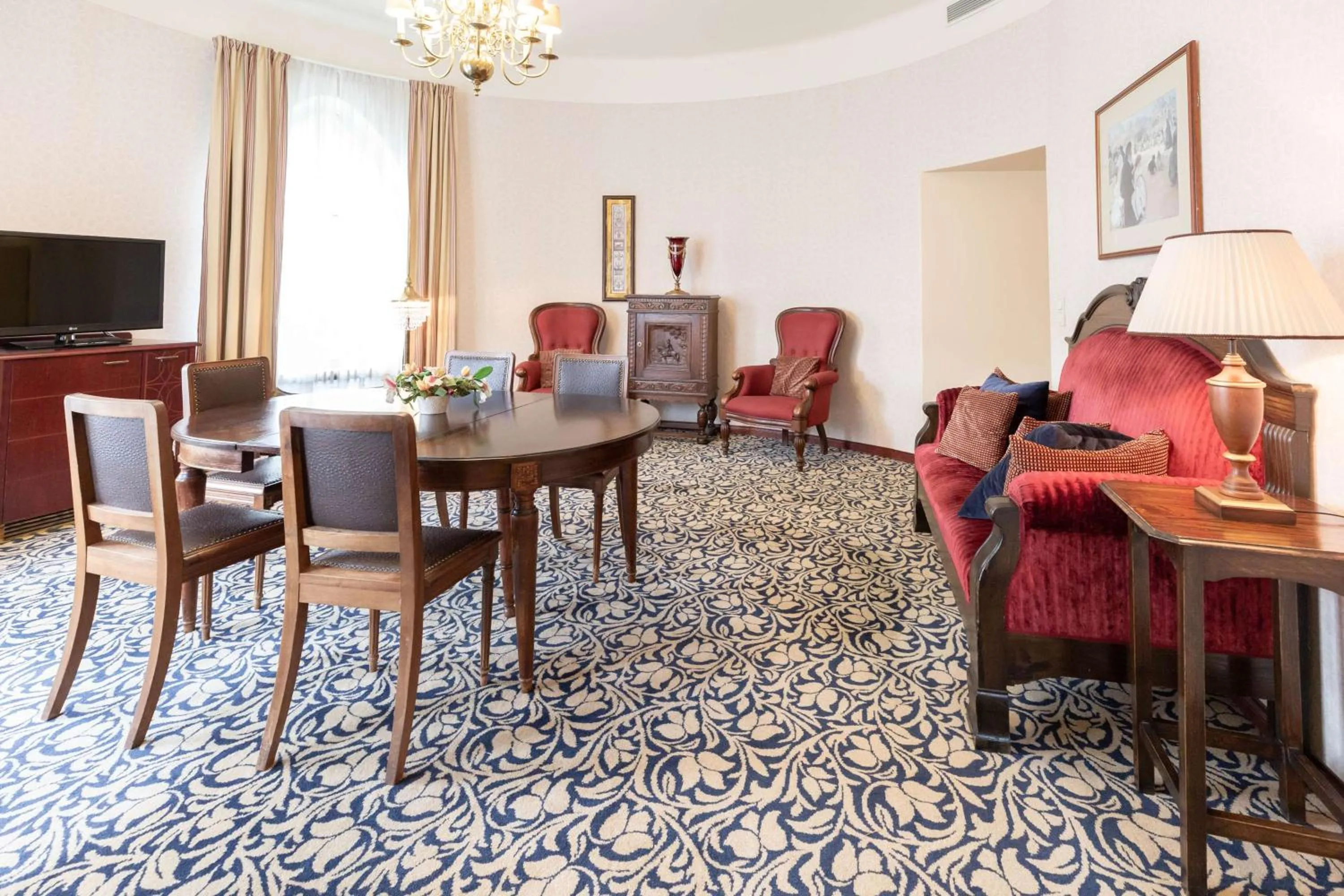 Photo of the whole room in Imatran Valtionhotelli