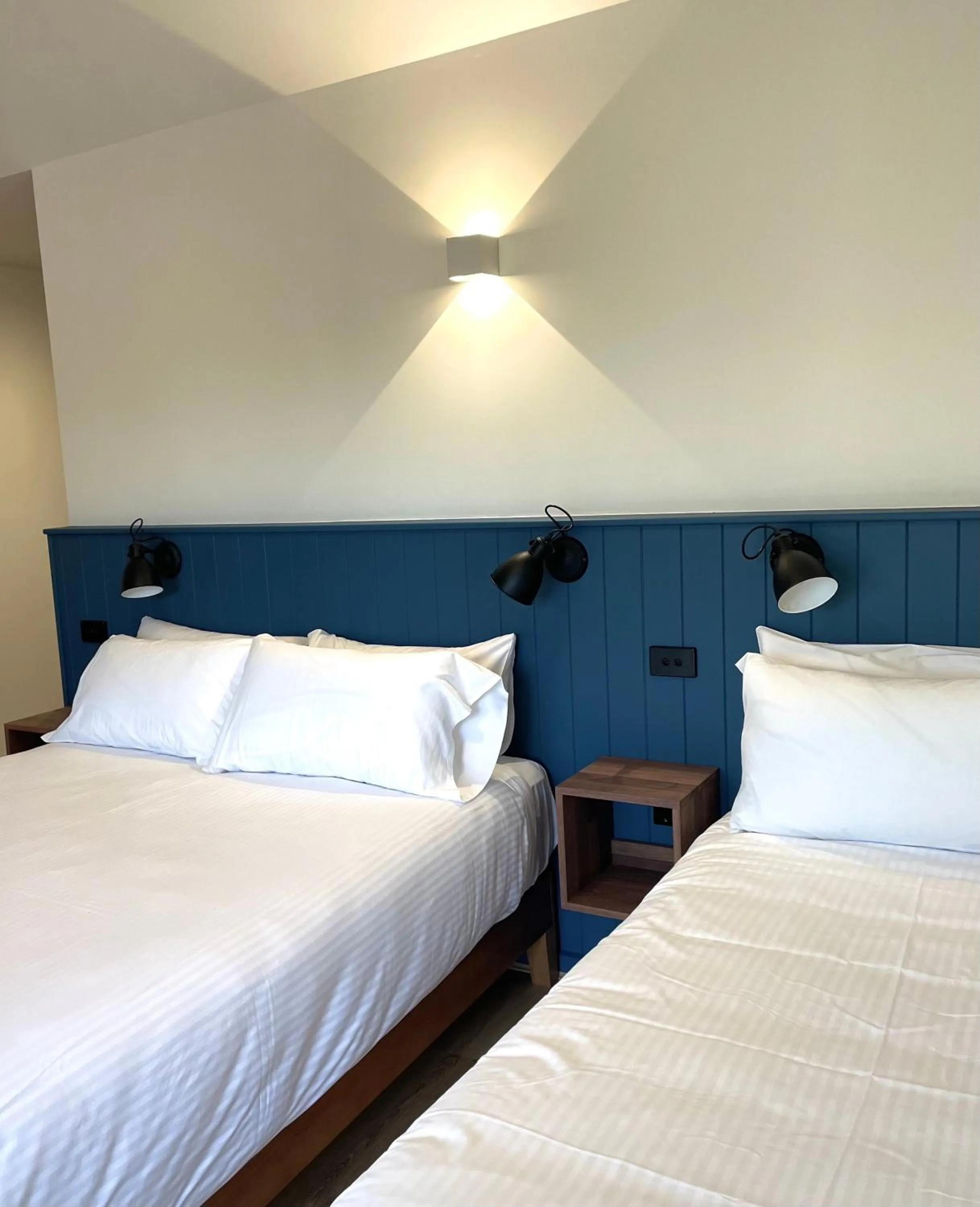 Bed in The Albion Motel Castlemaine