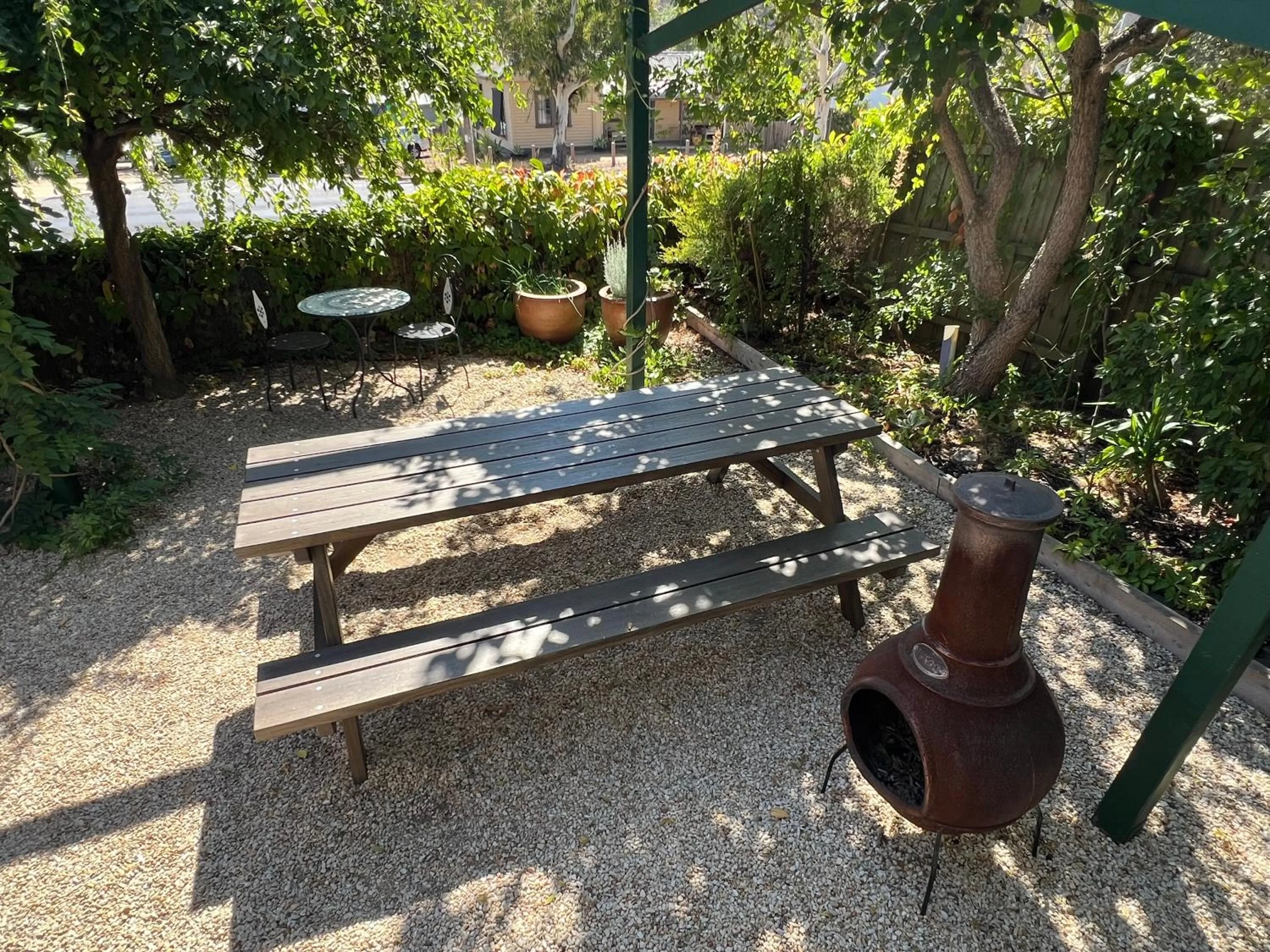 Restaurant/places to eat in The Albion Motel Castlemaine