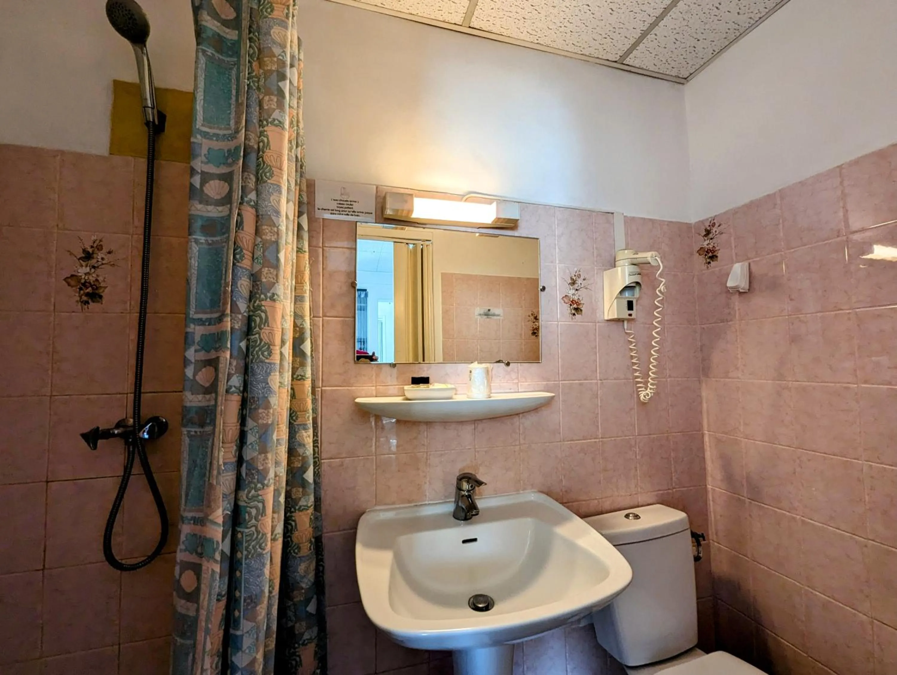 Bathroom in L'Aiguebelle