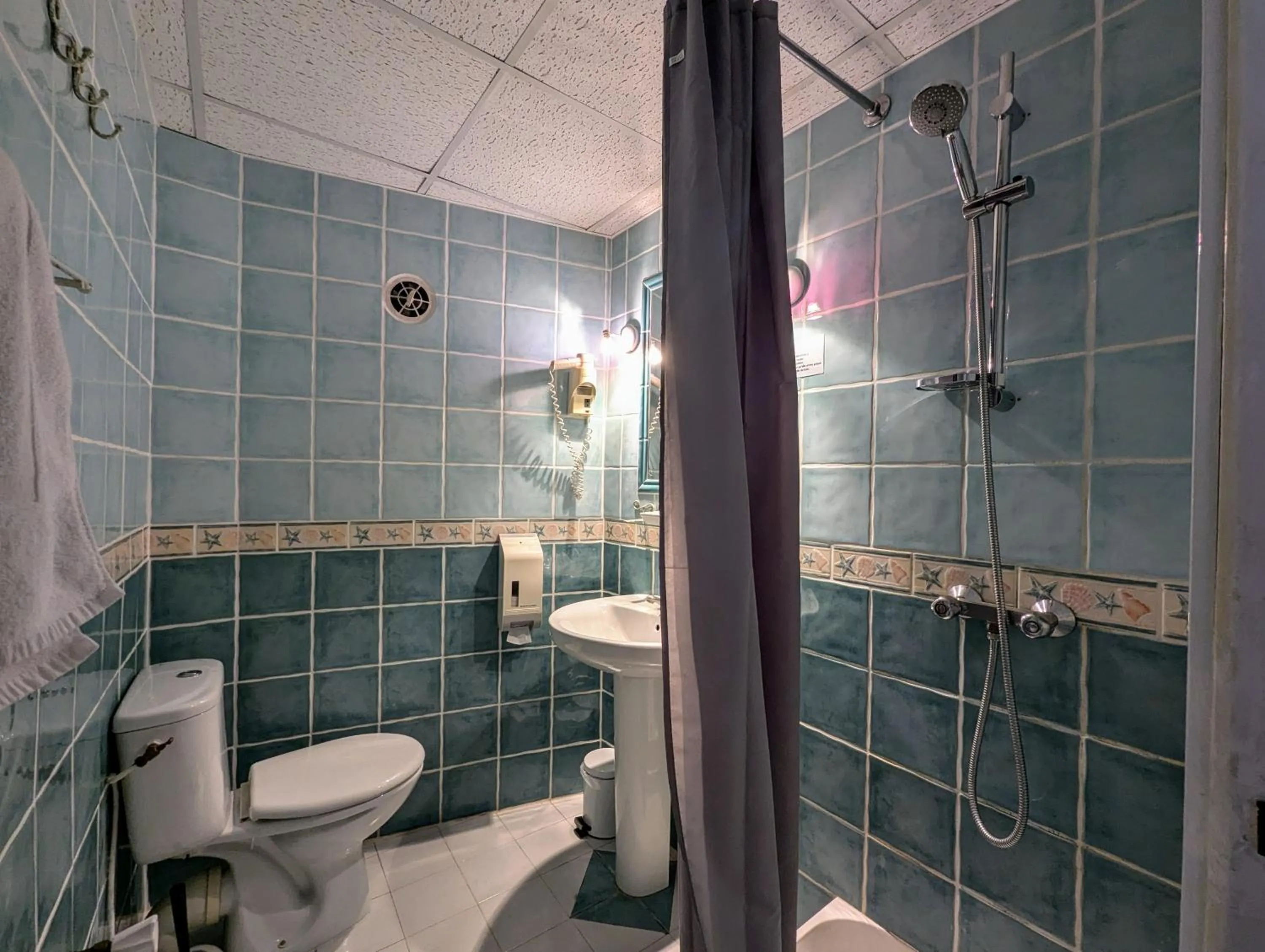 Bathroom in L'Aiguebelle