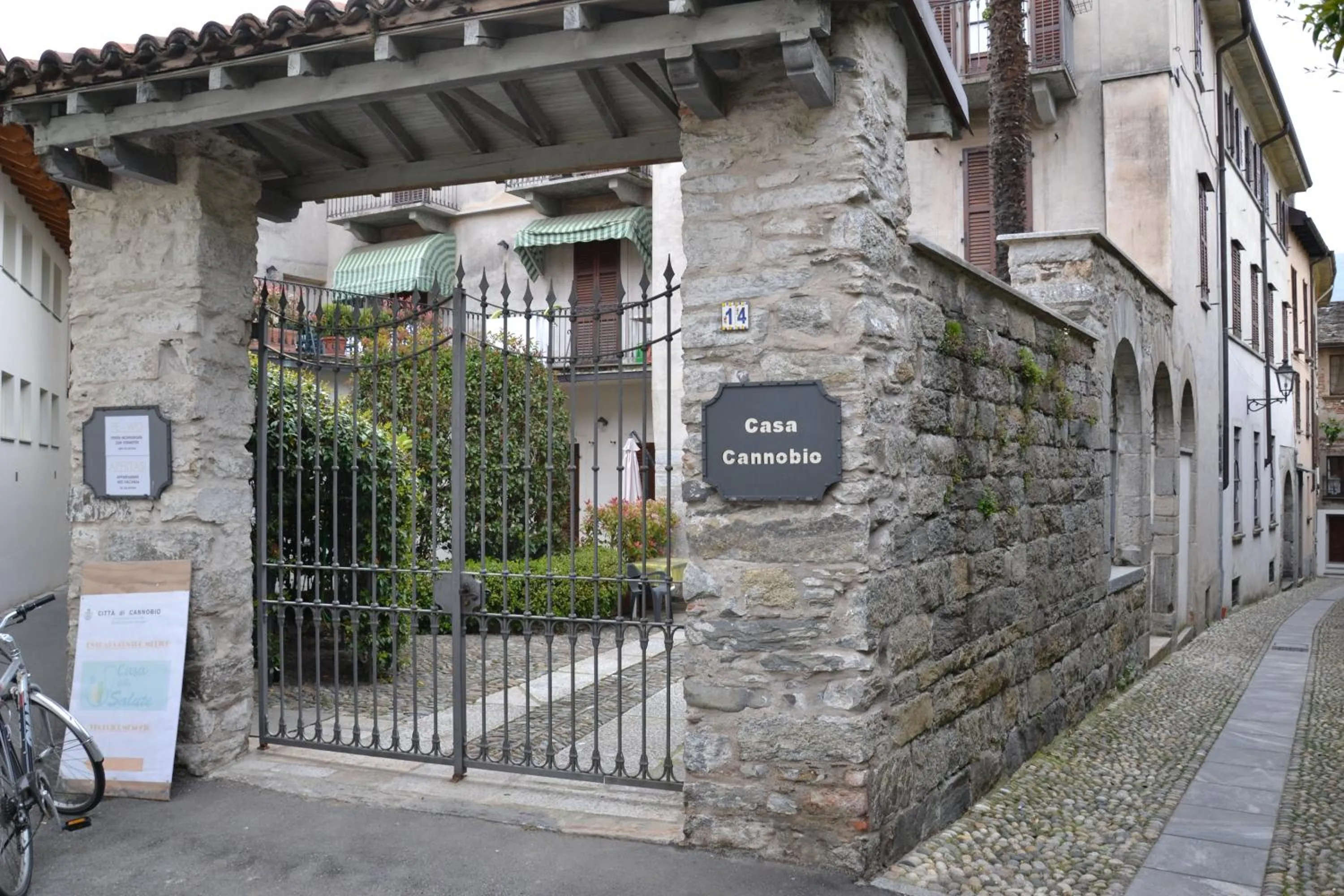 Property building in Casa Cannobio