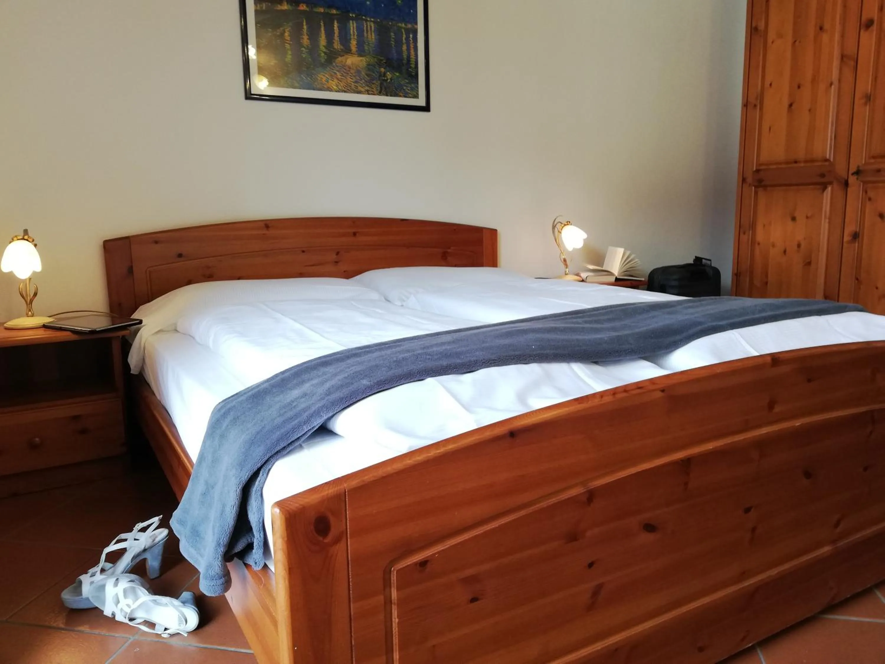 Bedroom, Bed in Casa Cannobio