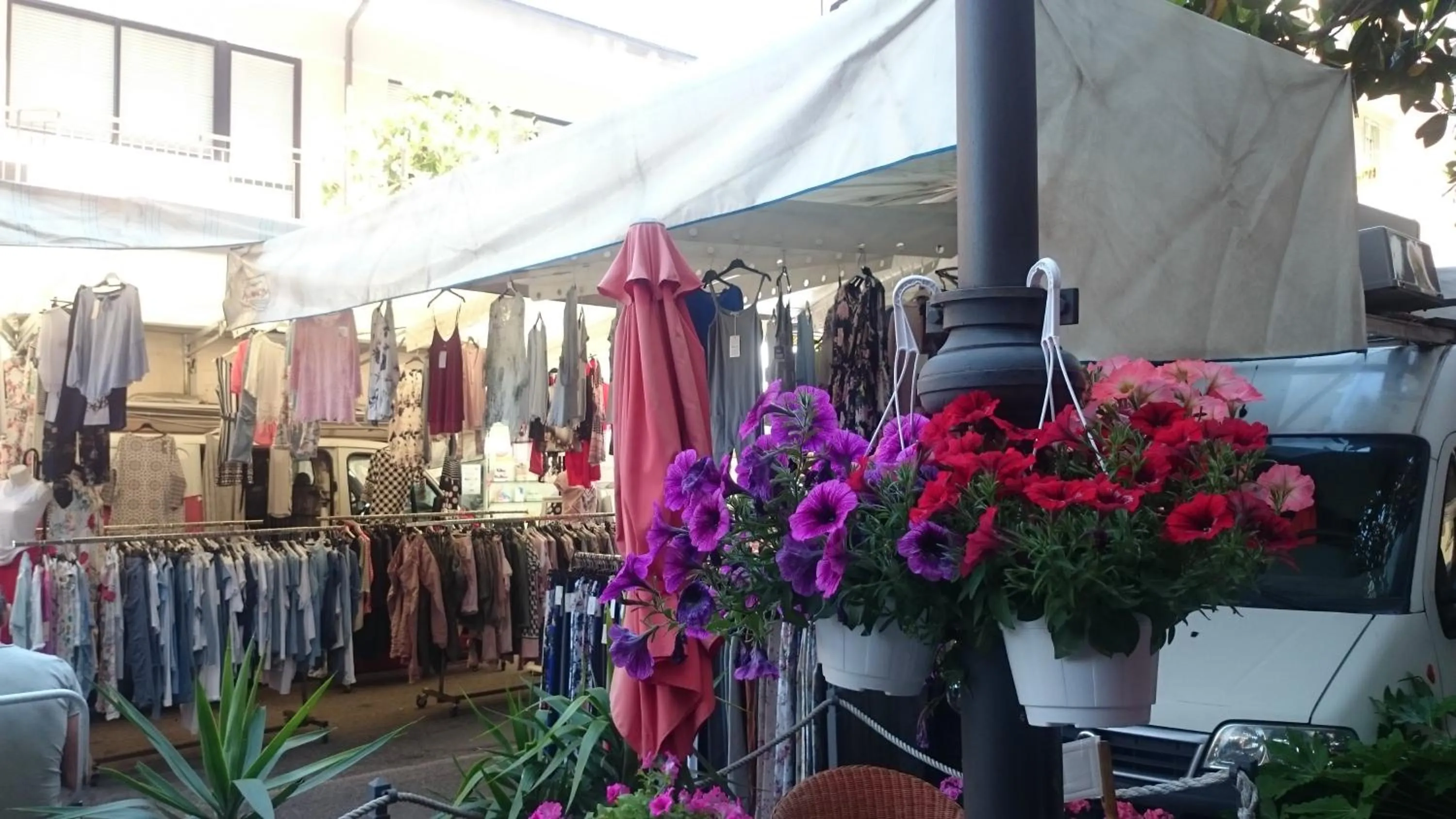 On-site shops in Hotel Pescetto