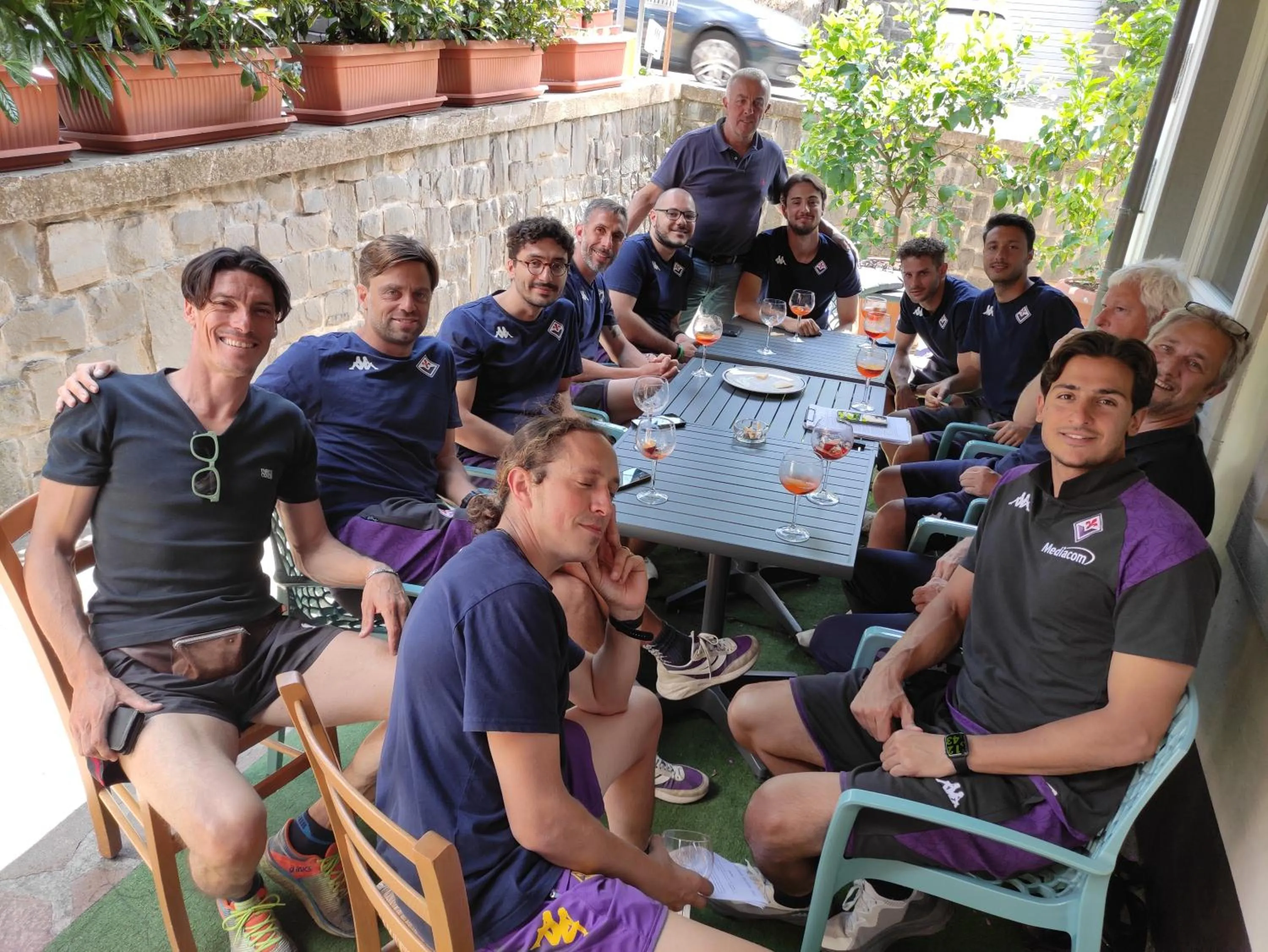 group of guests in Val Del Rio