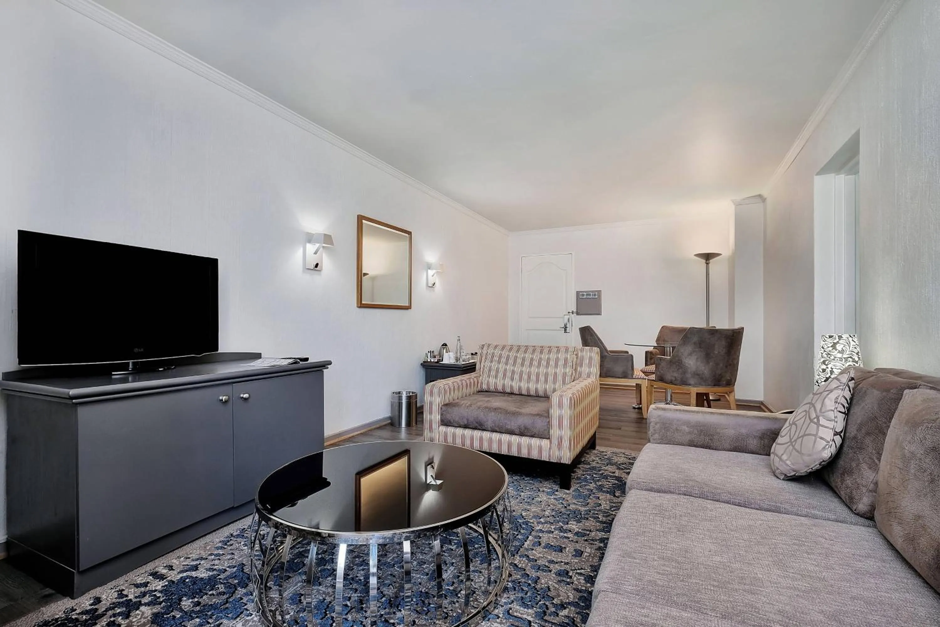 Living room in Protea Hotel by Marriott Midrand