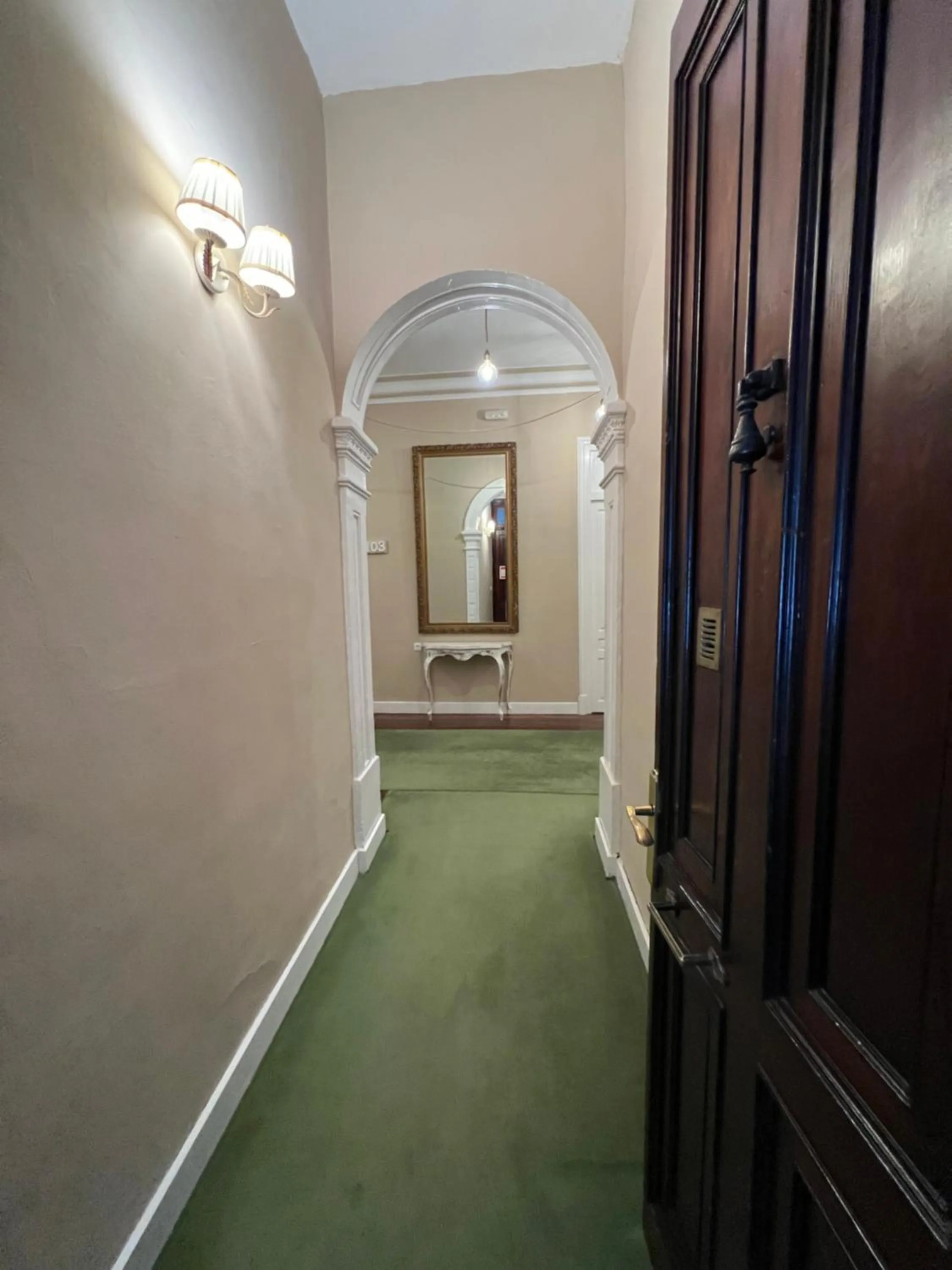 Property building in Hotel Ramona