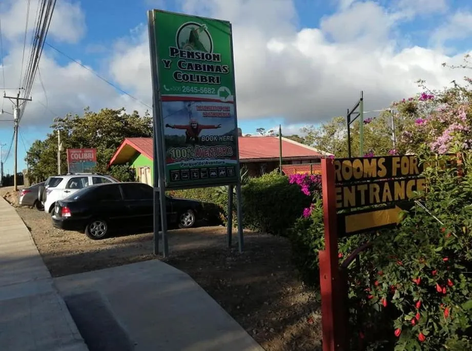 Garden in Pensión y Cabinas Colibrí B&B Costa Rica