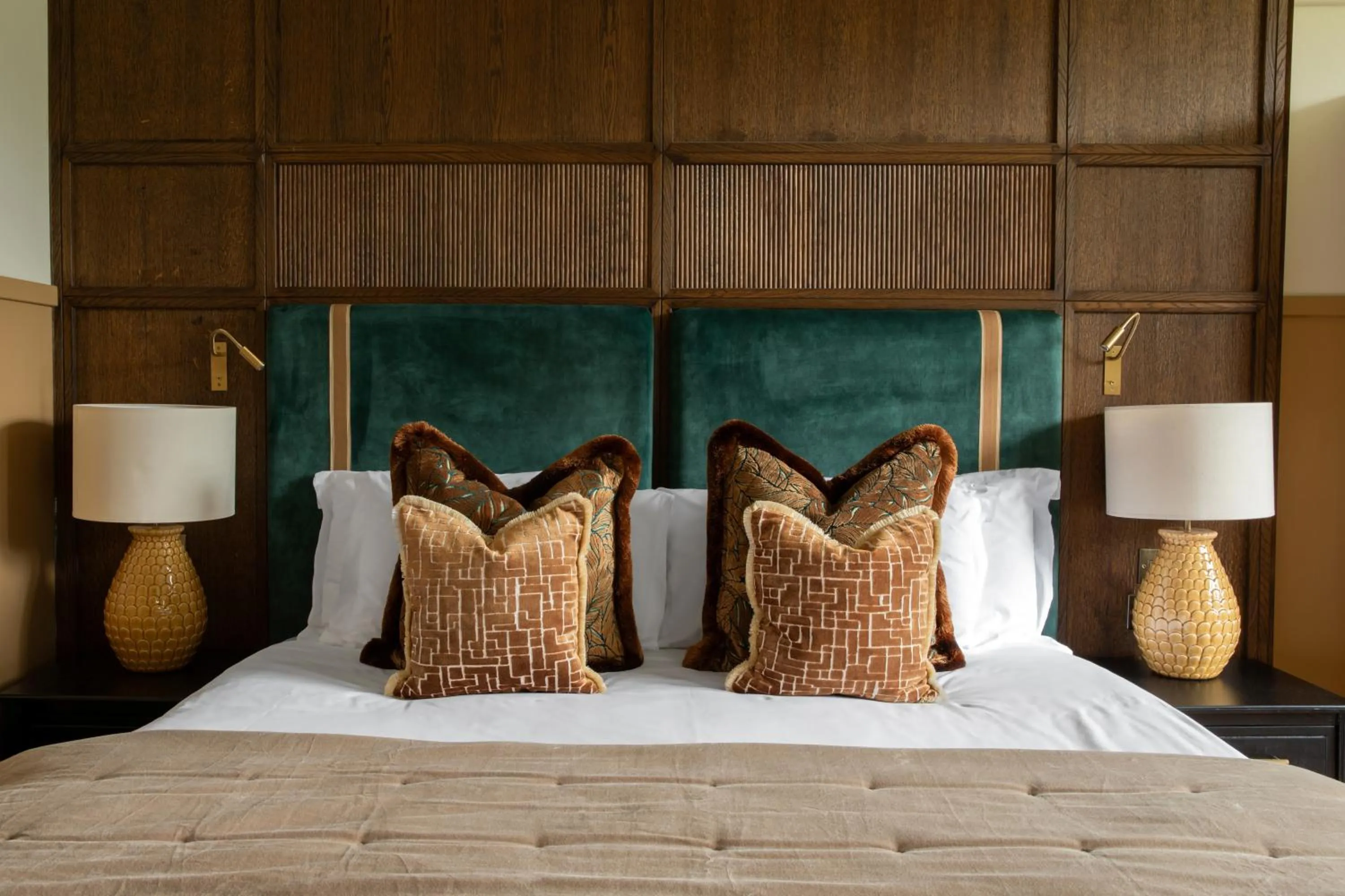 Bedroom, Bed in Worplesdon Place Hotel