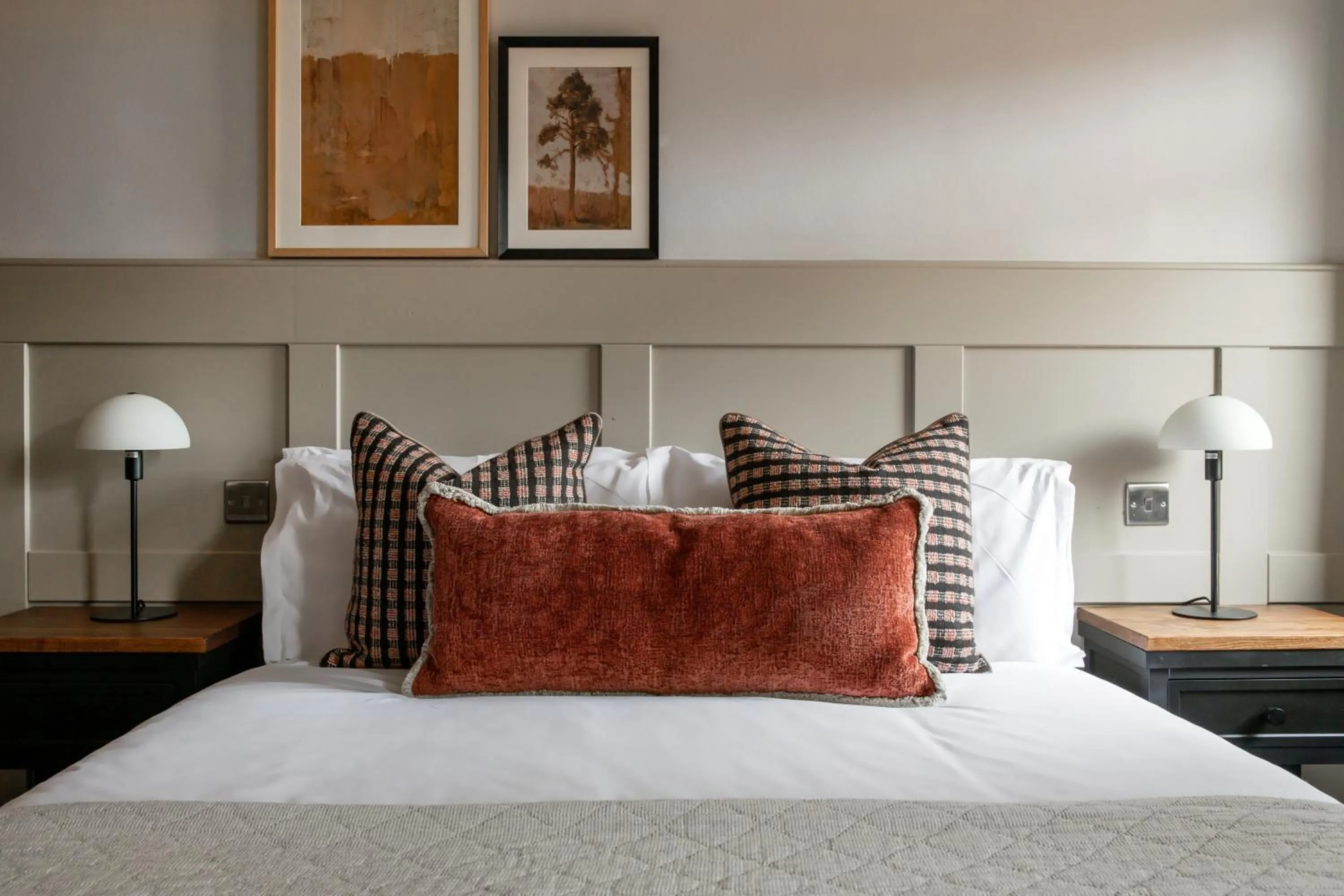 Bedroom, Bed in Worplesdon Place Hotel