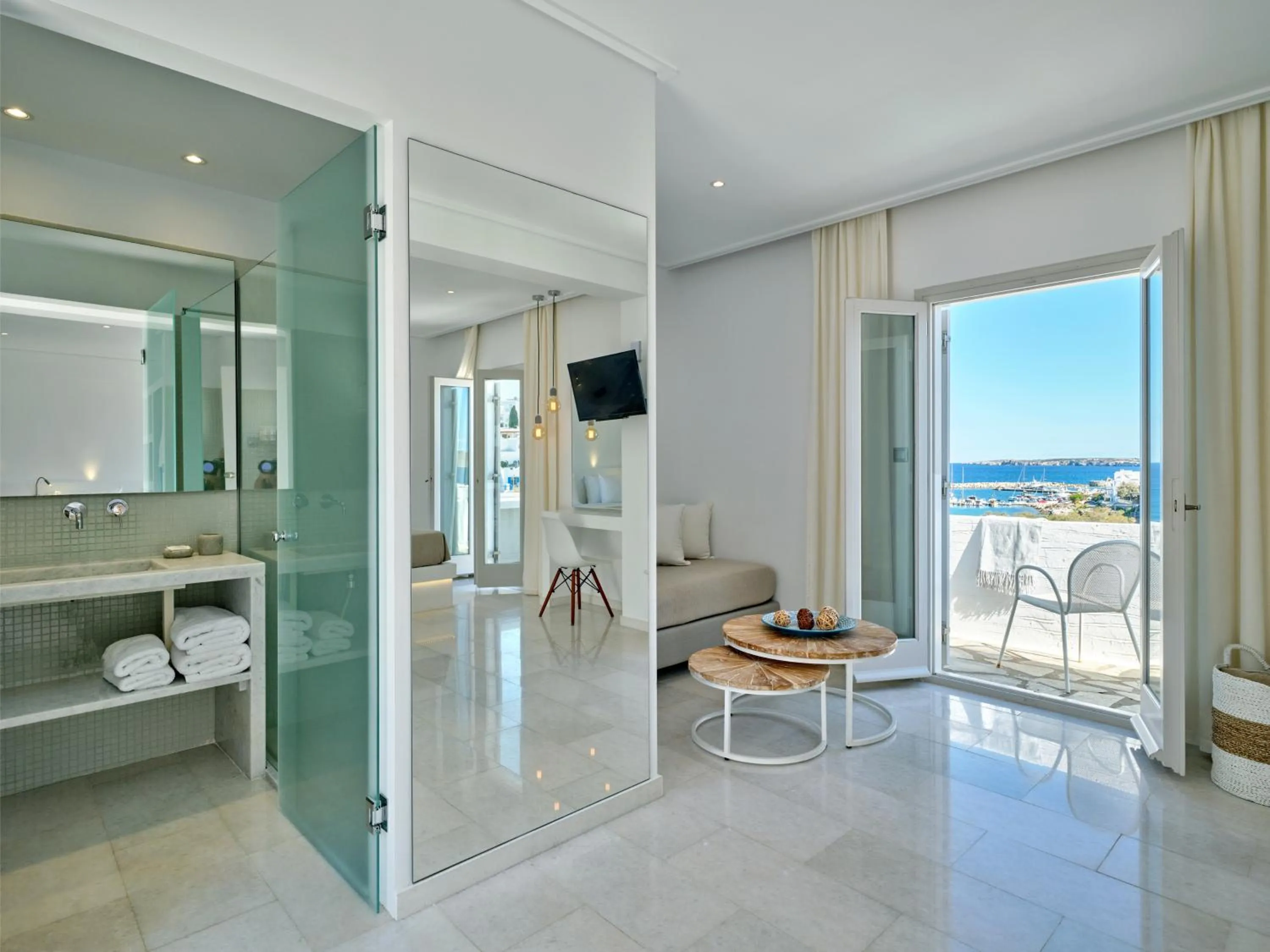 Natural landscape in Kanale's Rooms & Suites