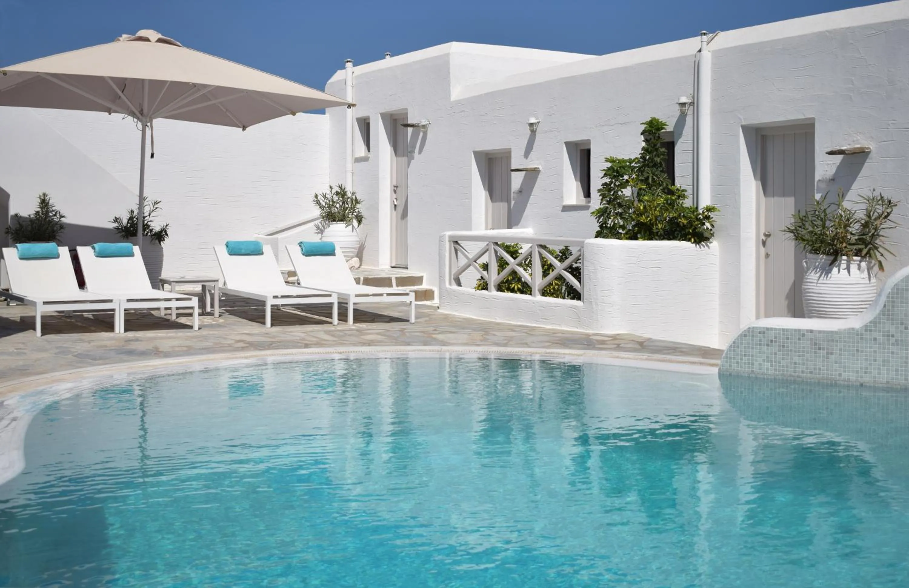 Day in Kanale's Rooms & Suites