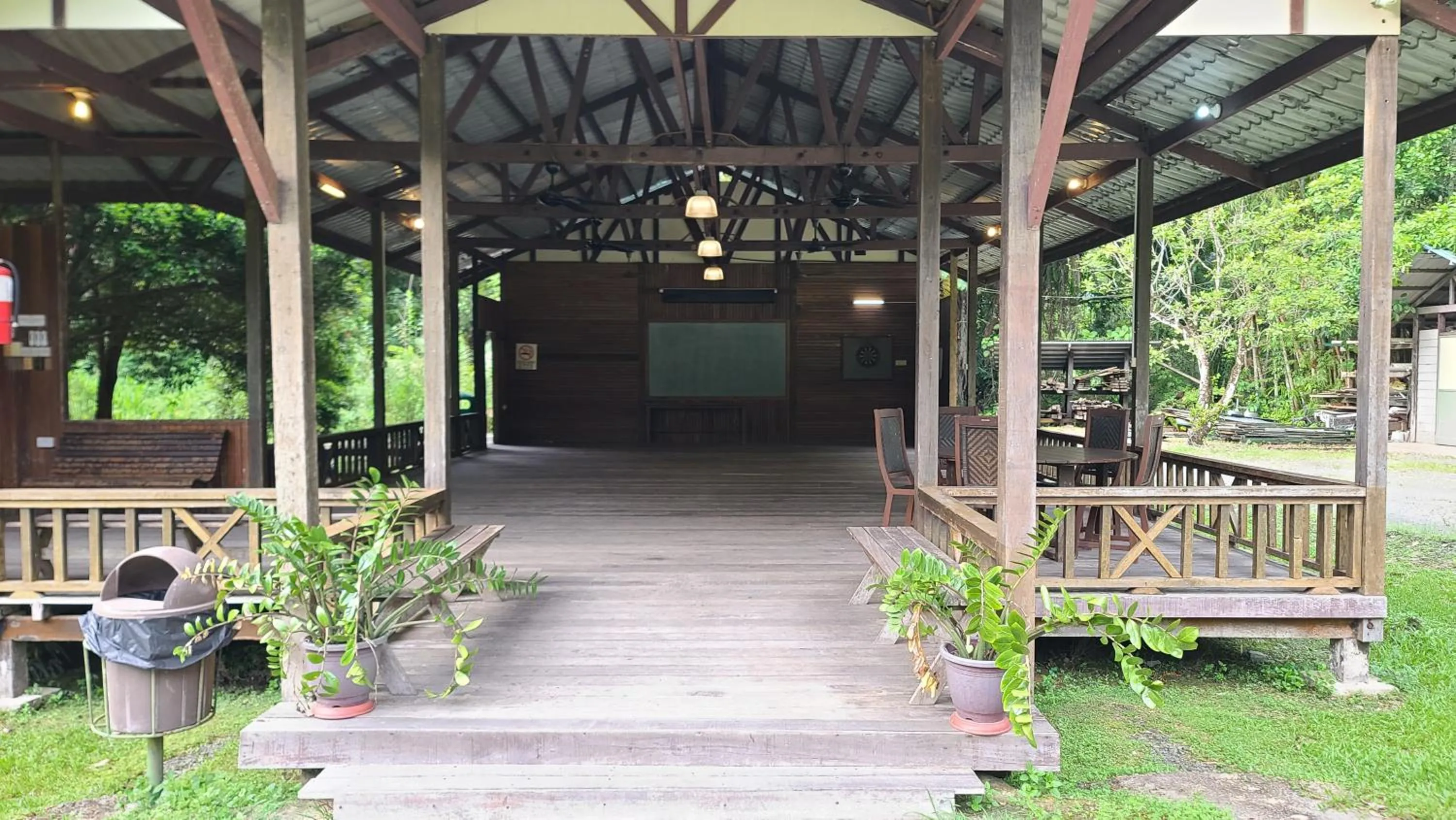 Meeting/conference room in Sepilok B&B