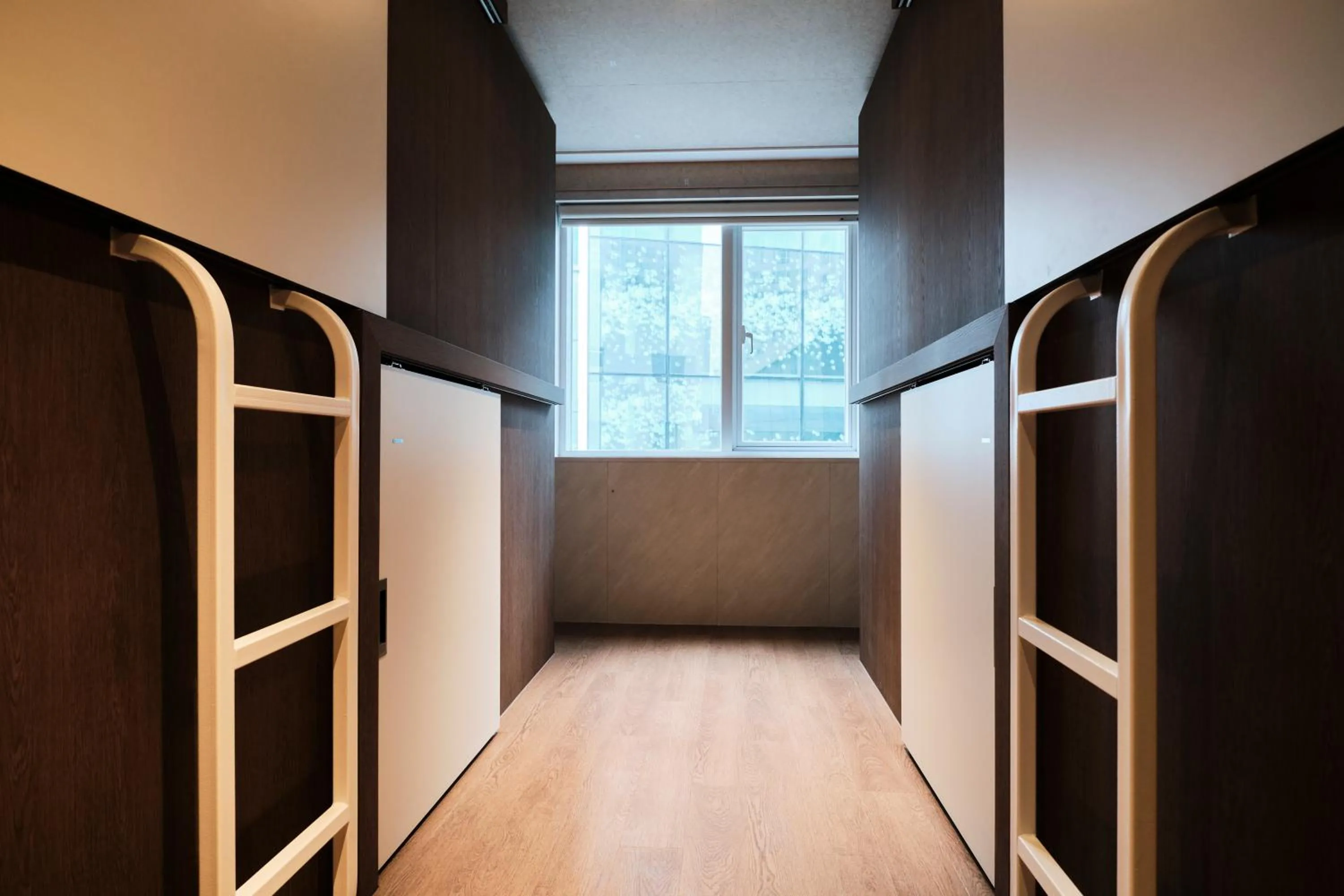 Bedroom, Bed in Canvas Hostel