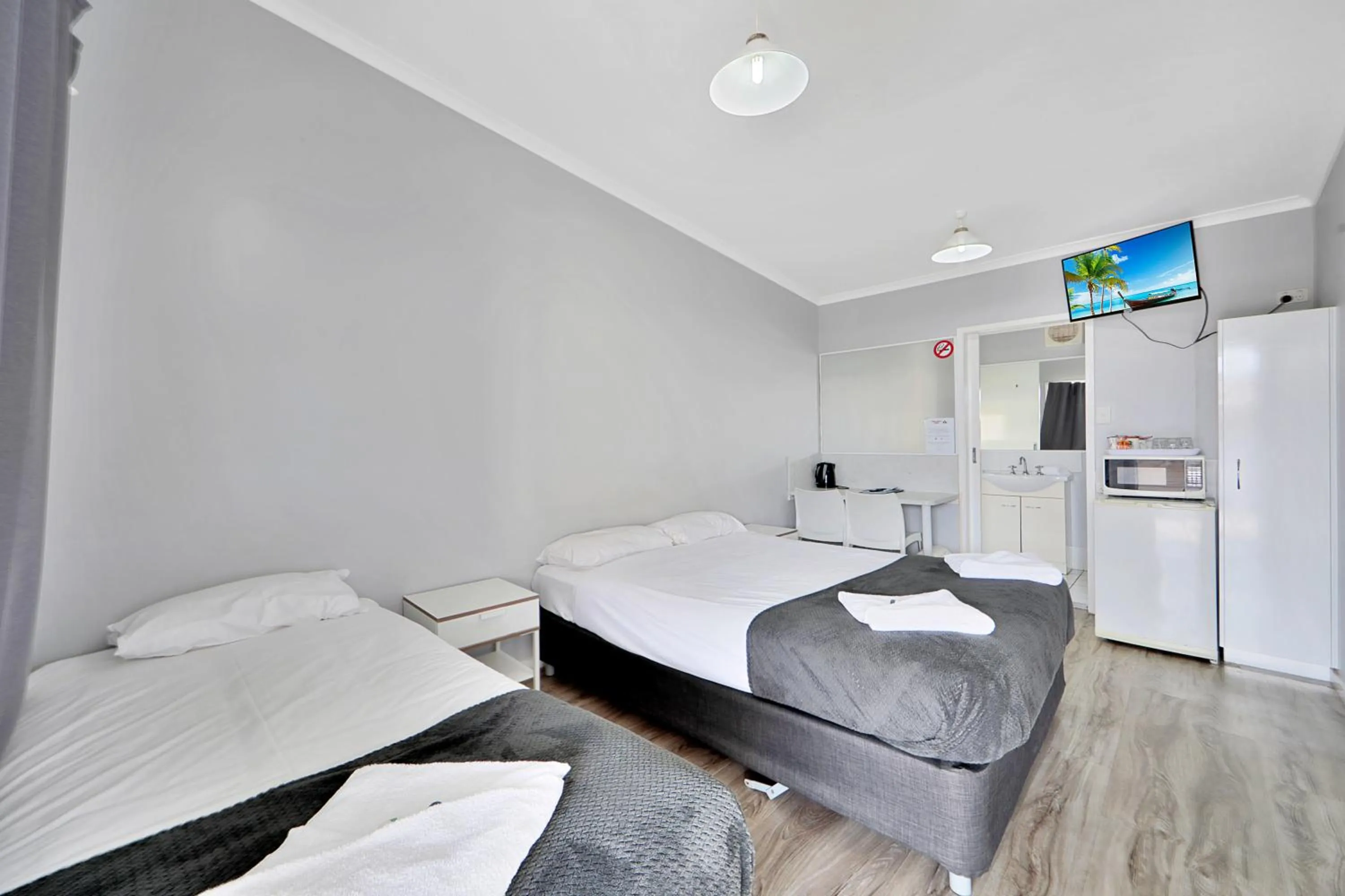 Bed in Ned Kelly's Motel