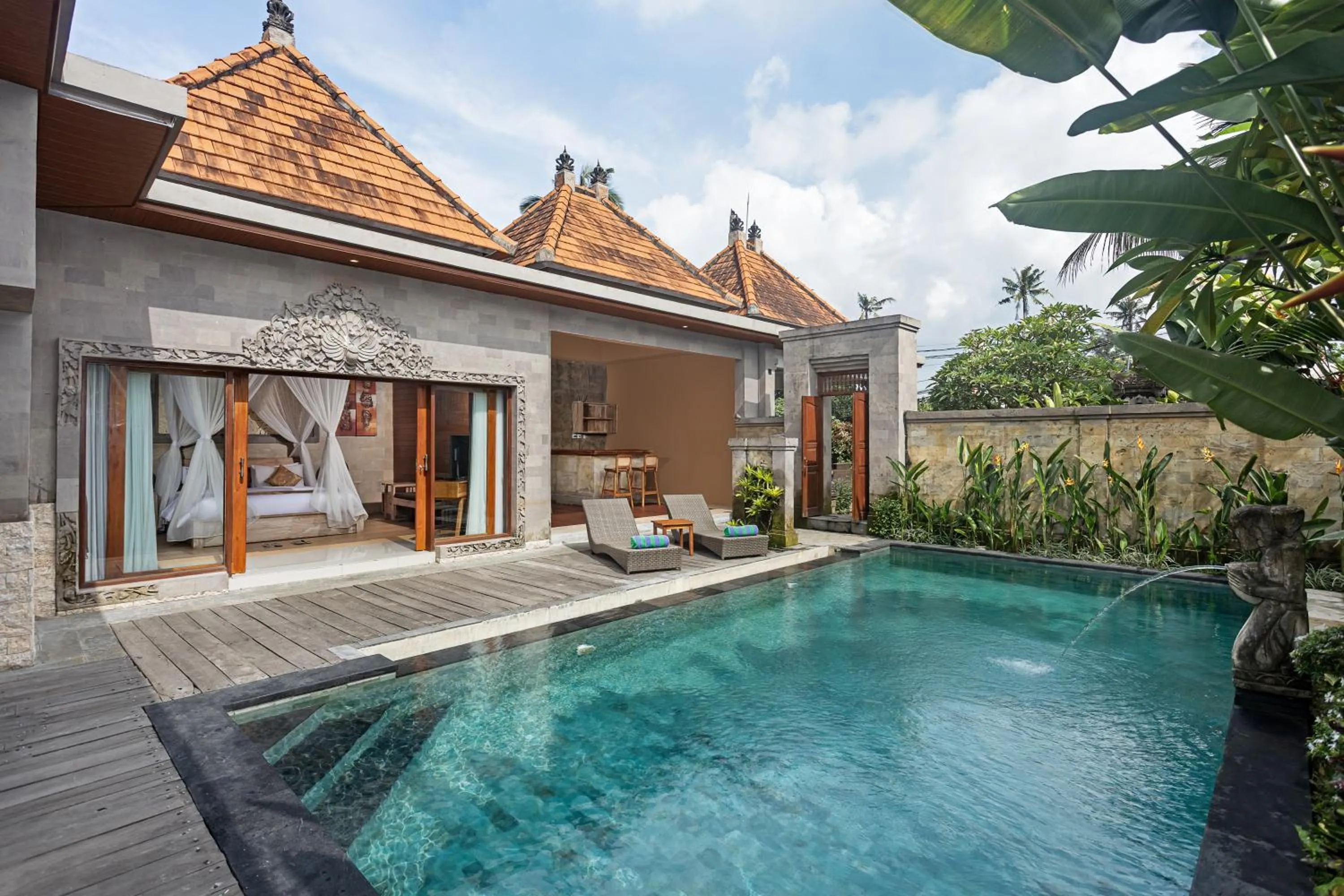 sunbed in Ubud Lestari Villa