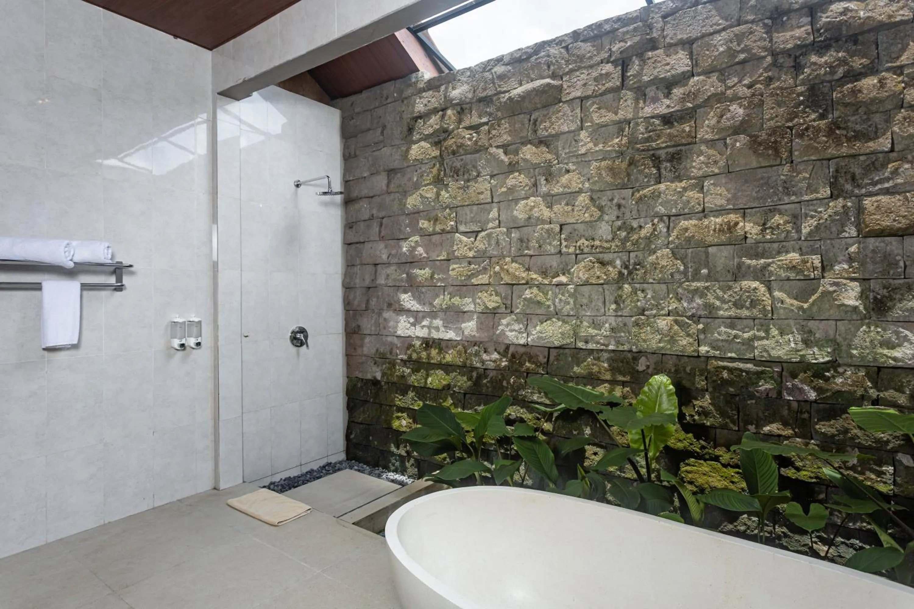 Bathroom in Ubud Lestari Villa