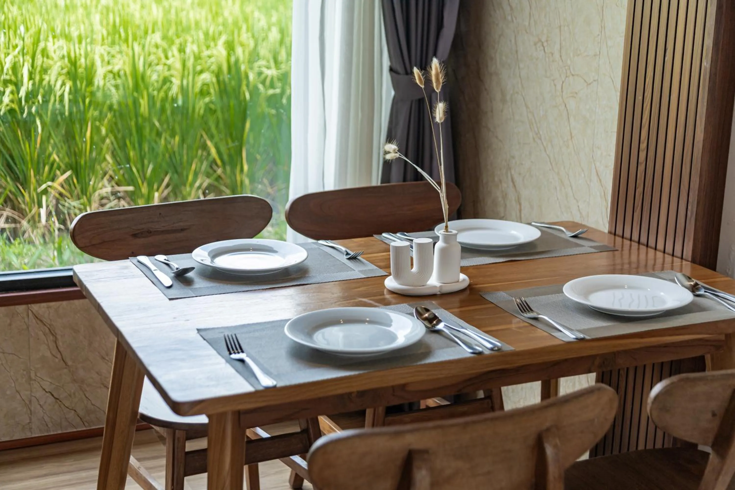 Dining area in Ubud Lestari Villa