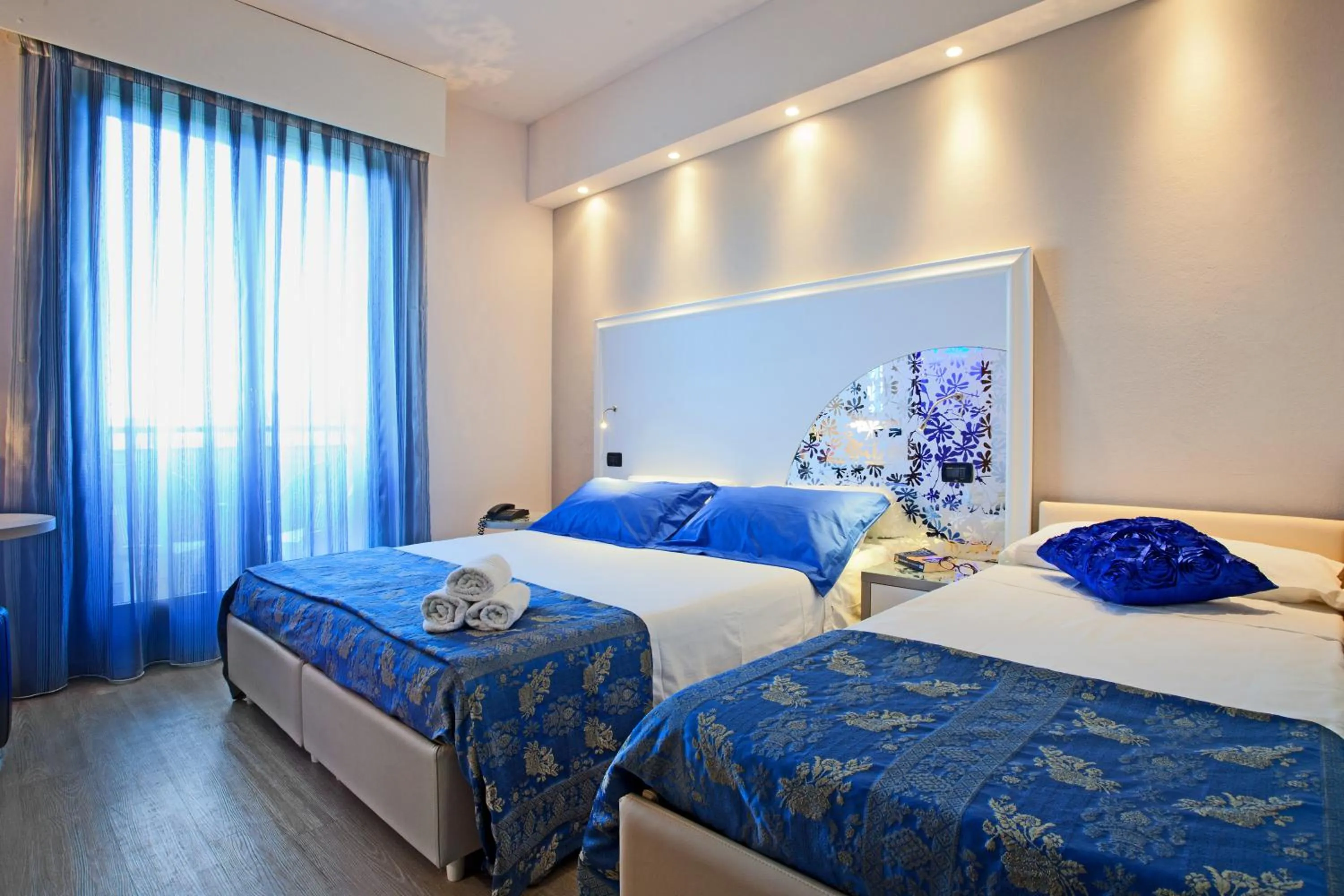 Photo of the whole room, Bed in Hotel Krone