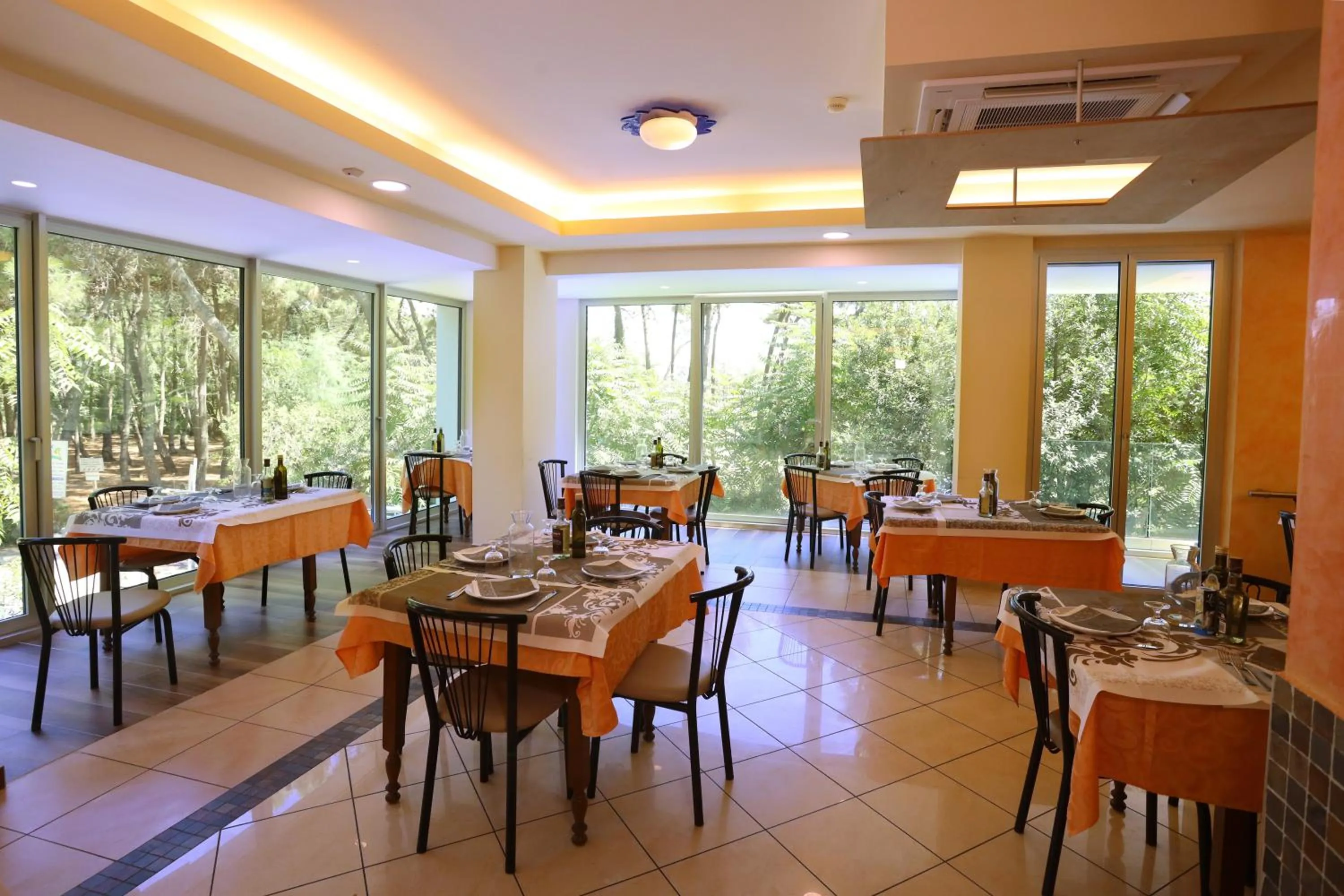 Restaurant/places to eat in Hotel Krone