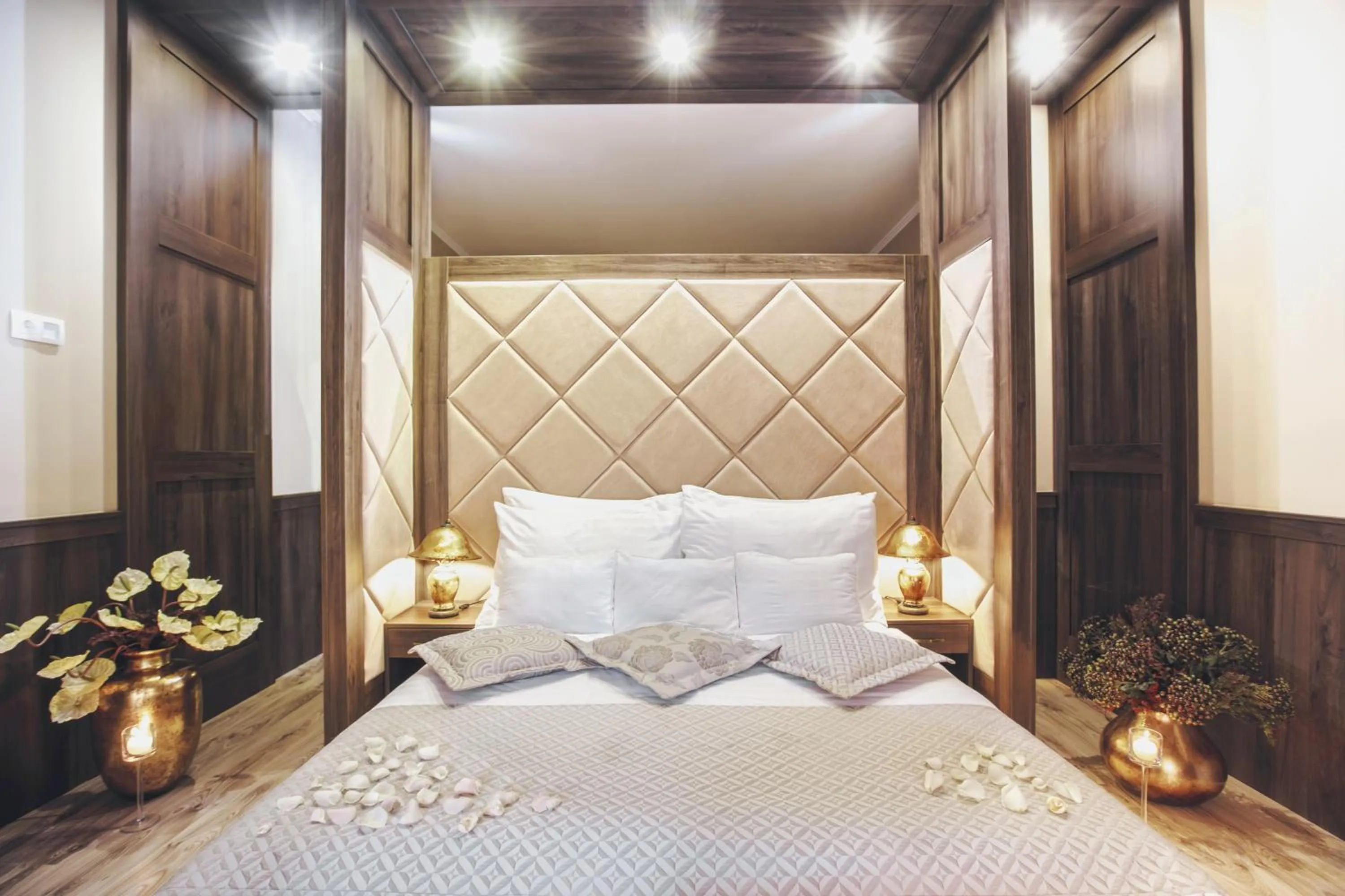 Bed in Komló Hotel Gyula