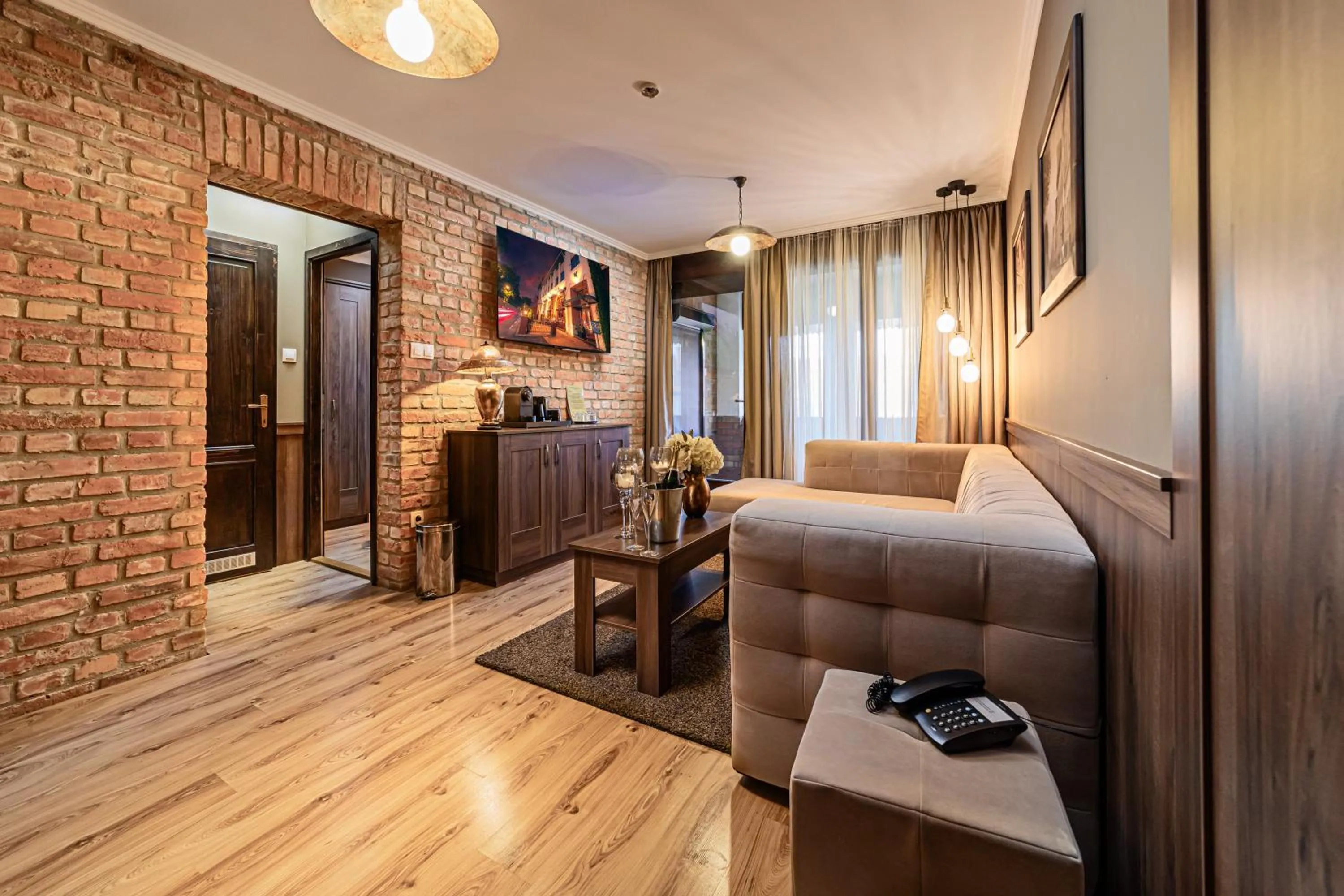 Living room in Komló Hotel Gyula