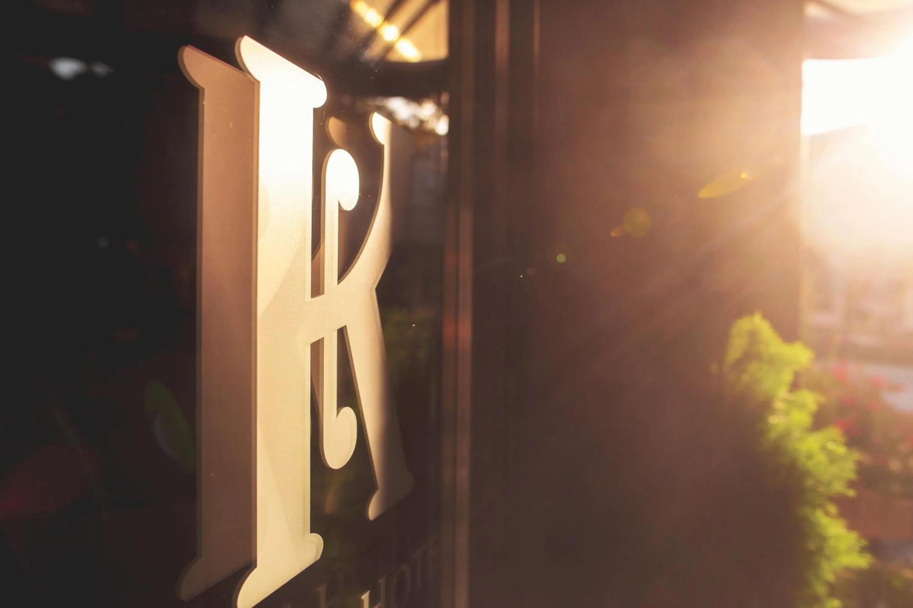 Property logo or sign in Komló Hotel Gyula