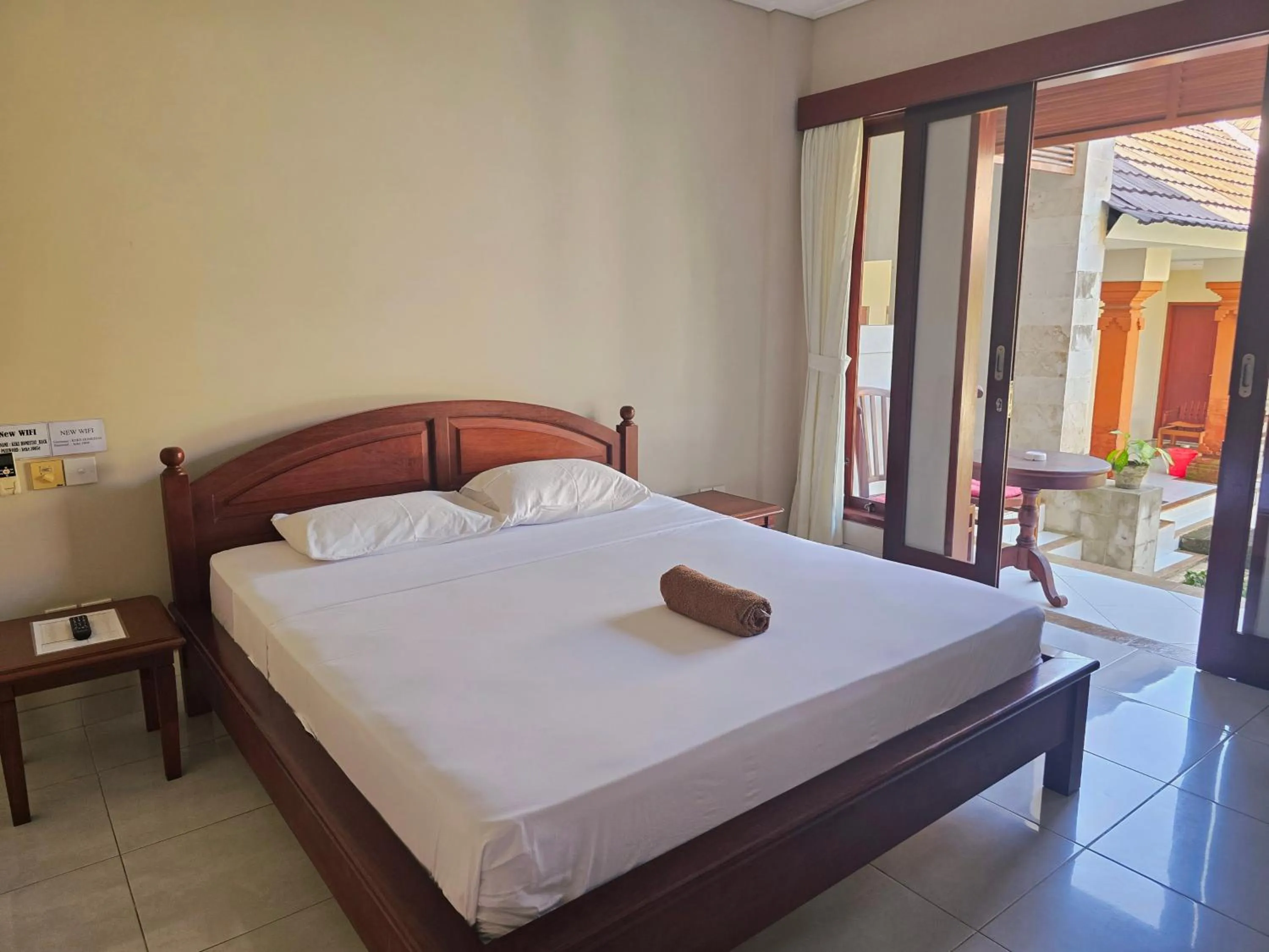 Bed in Keke Homestay Sanur