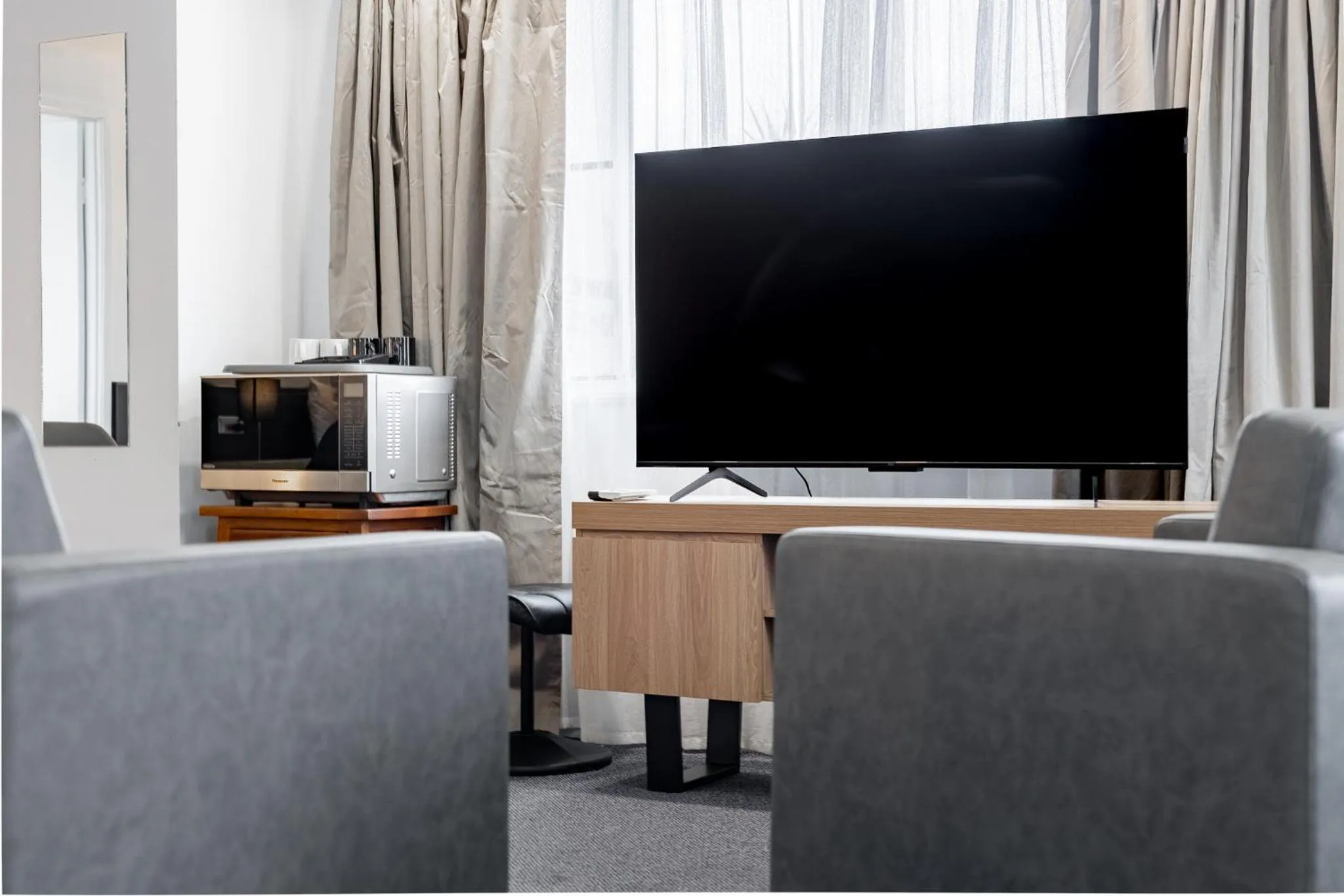 TV and multimedia in Maraboon Motor Inn