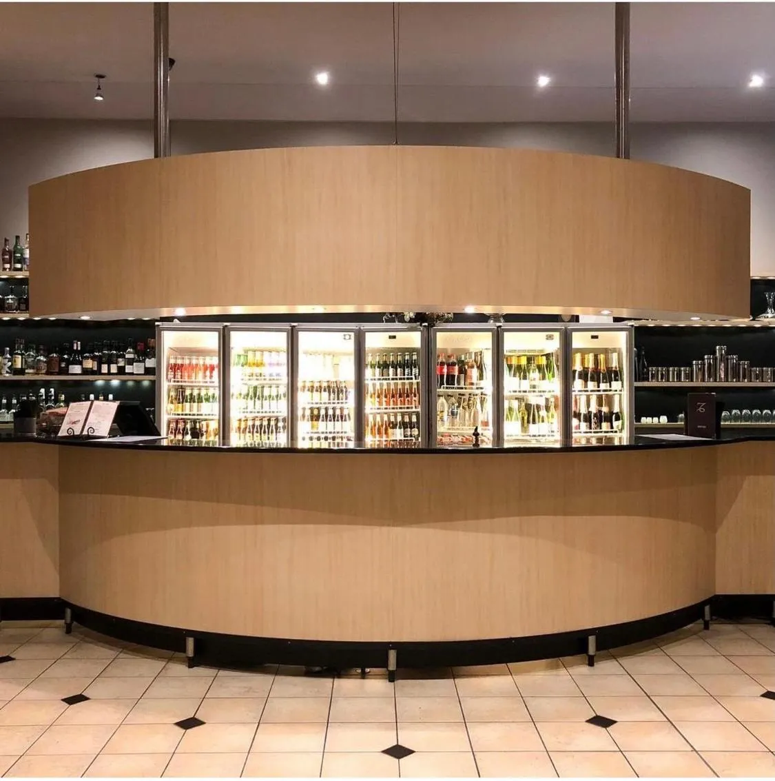 Drinks in Maraboon Motor Inn