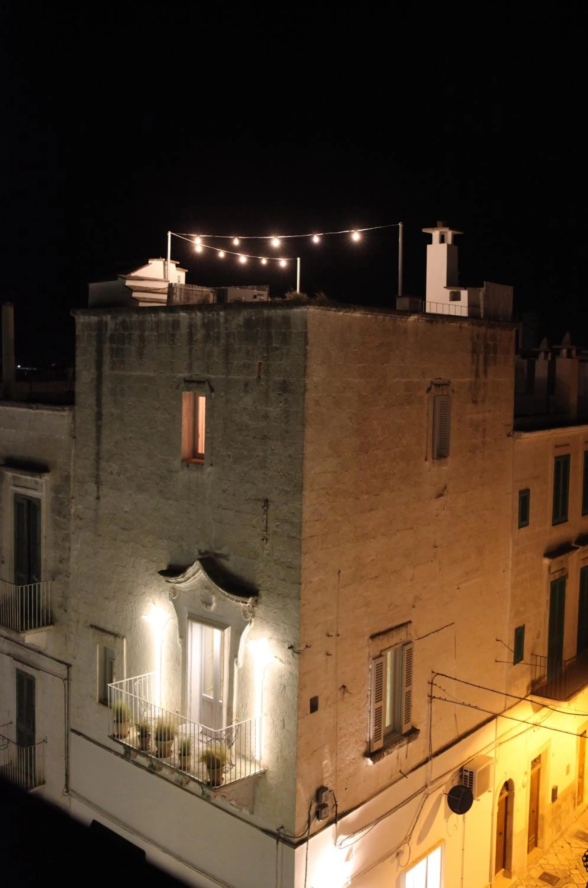Night in Palazzina Alchimia