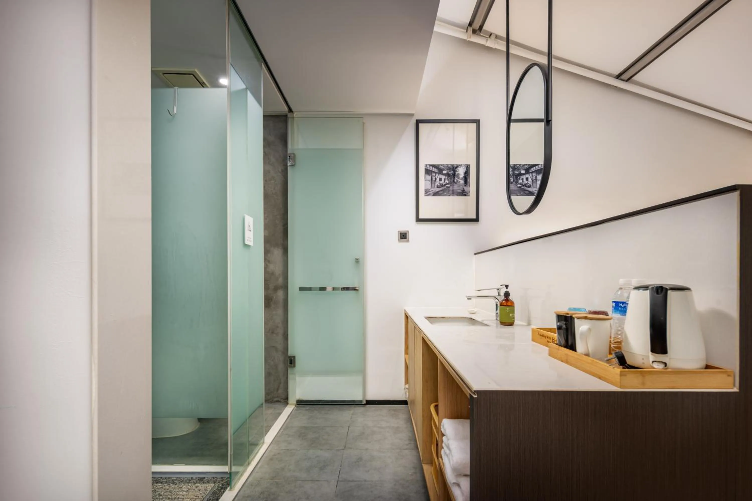 Coffee/tea facilities in Trip Voicer Chengdu Wide and Narrow Alley