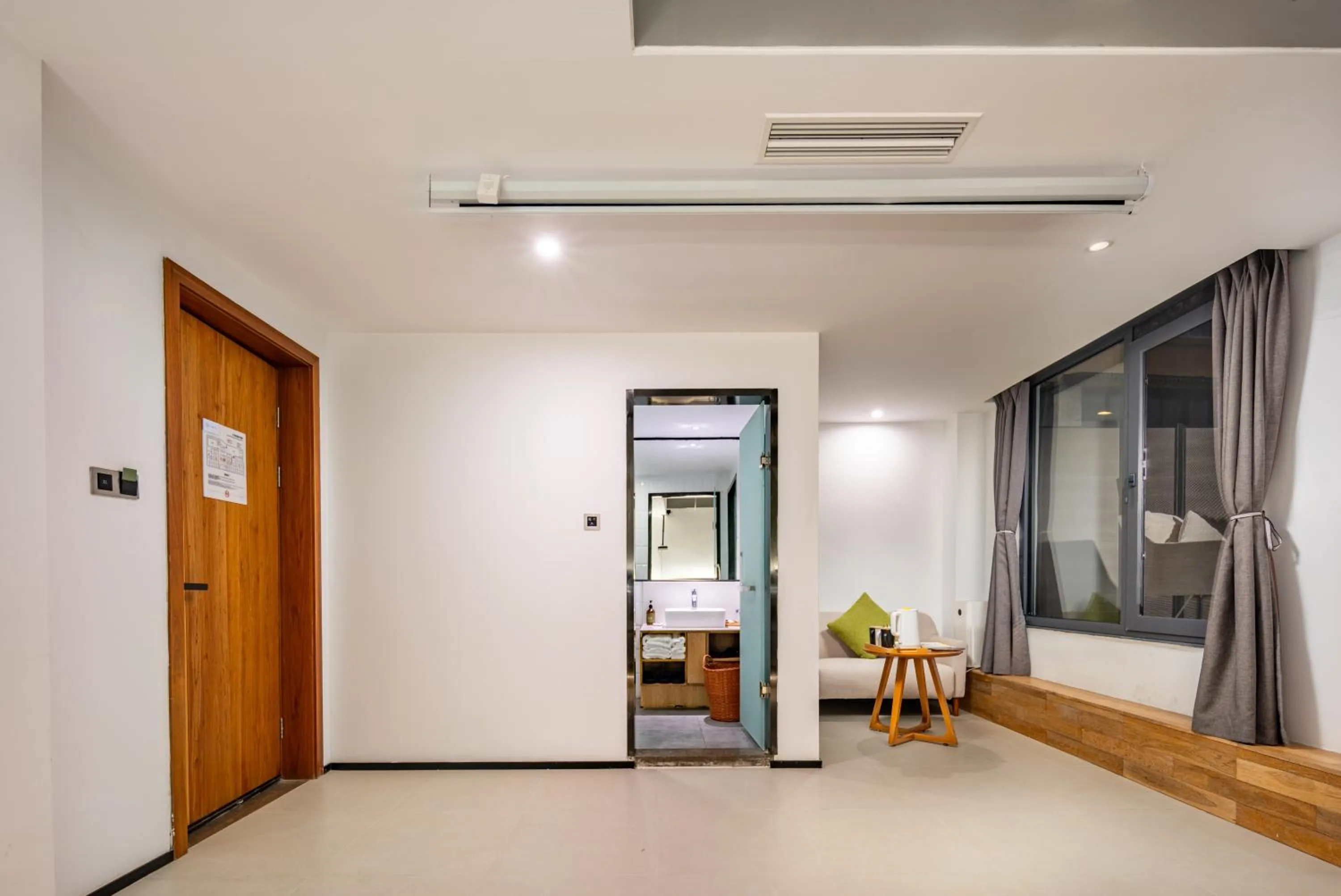 Bed in Trip Voicer Chengdu Wide and Narrow Alley