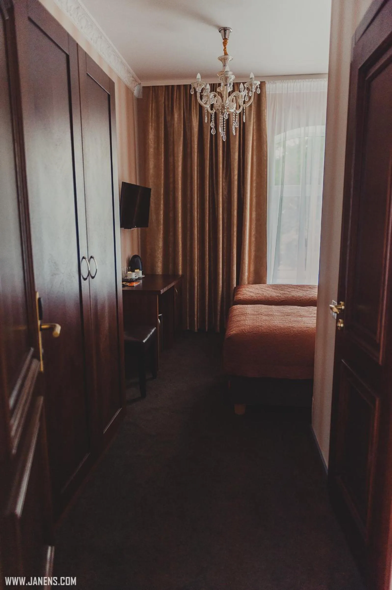 Other, Bed in Biplan City