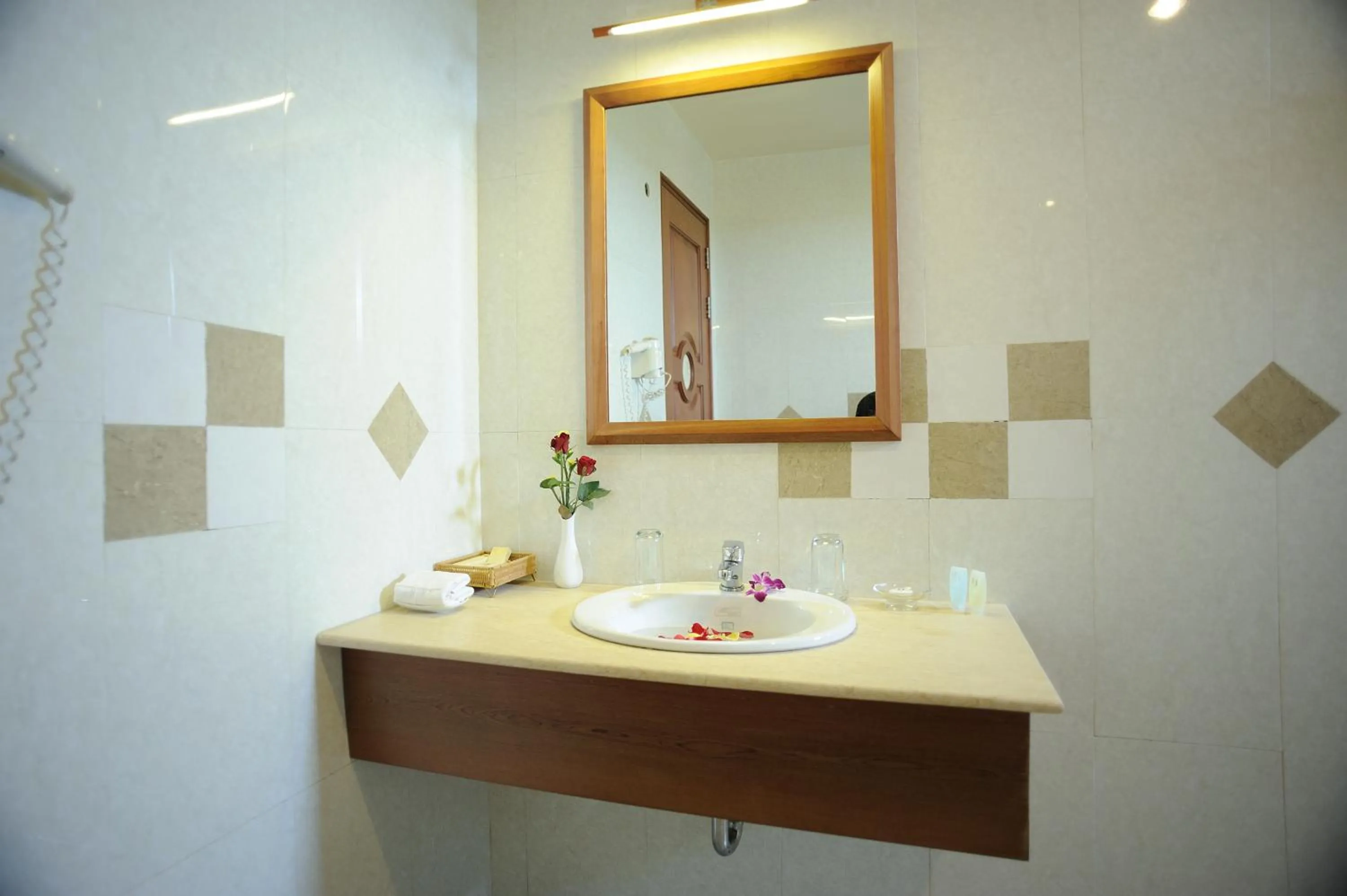 Photo of the whole room in Hoang Yen 2 Hotel