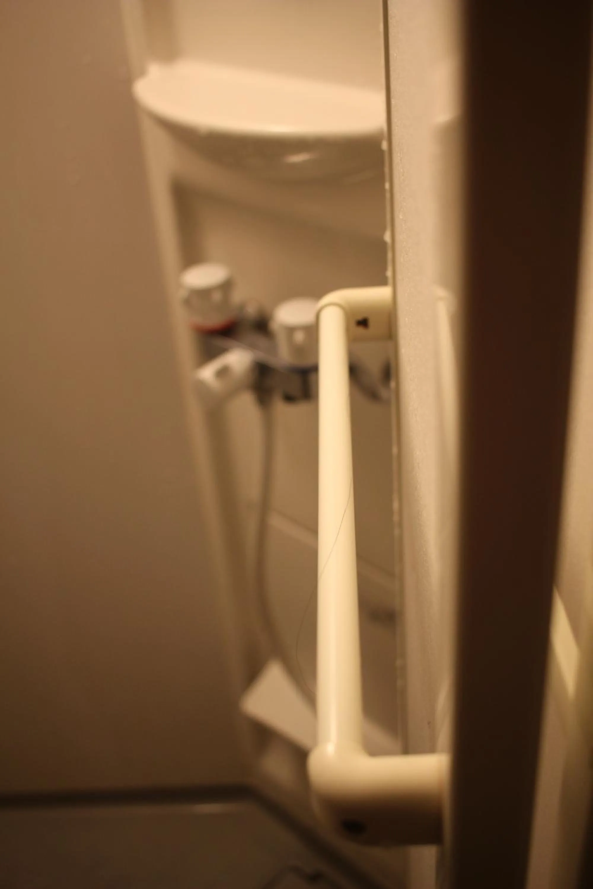 Shower in Air Osaka Hostel