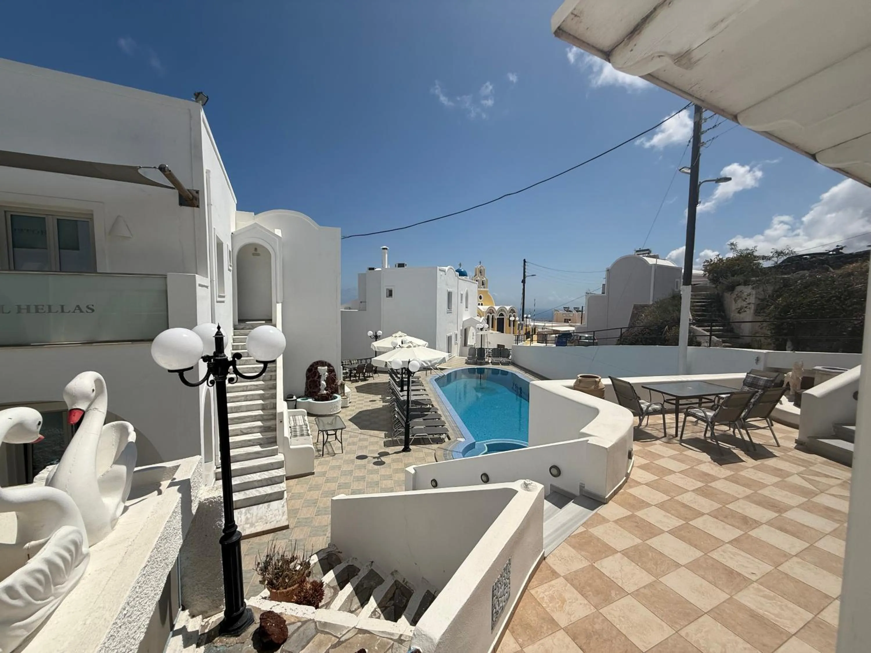 Property building in Hotel Hellas