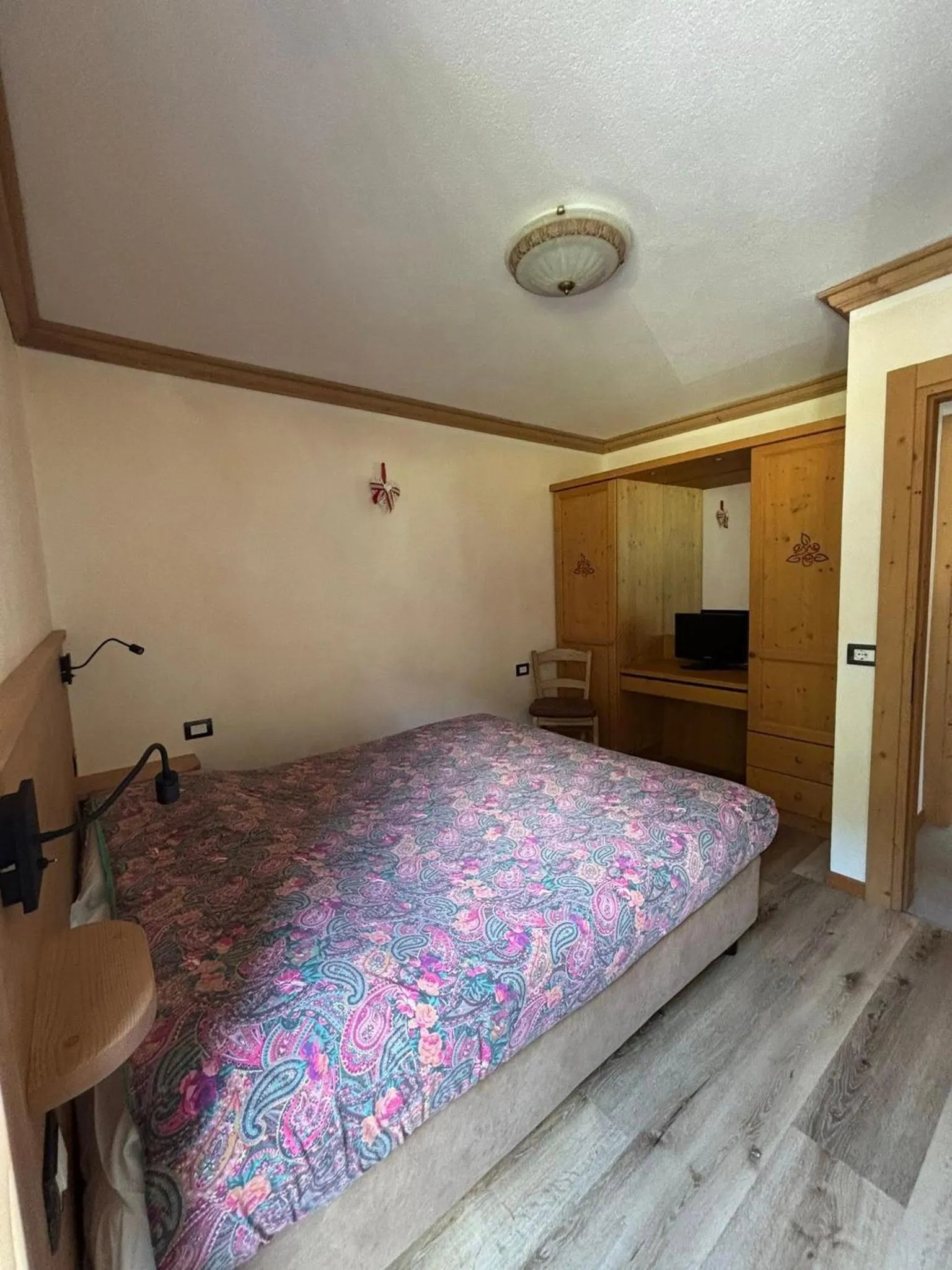 Bed in Rosengarden Alpine Residence