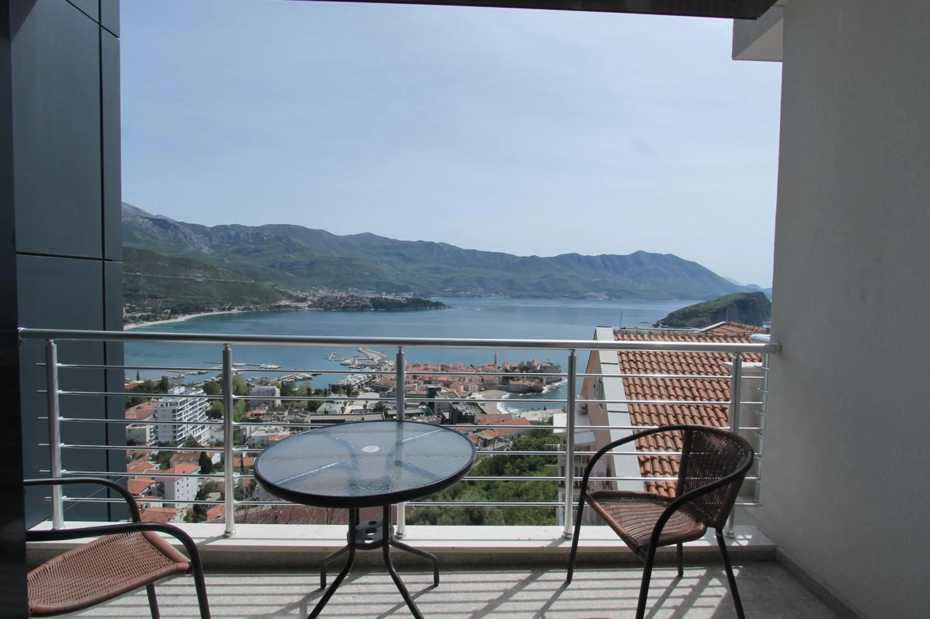 Day in Apartments Aqua